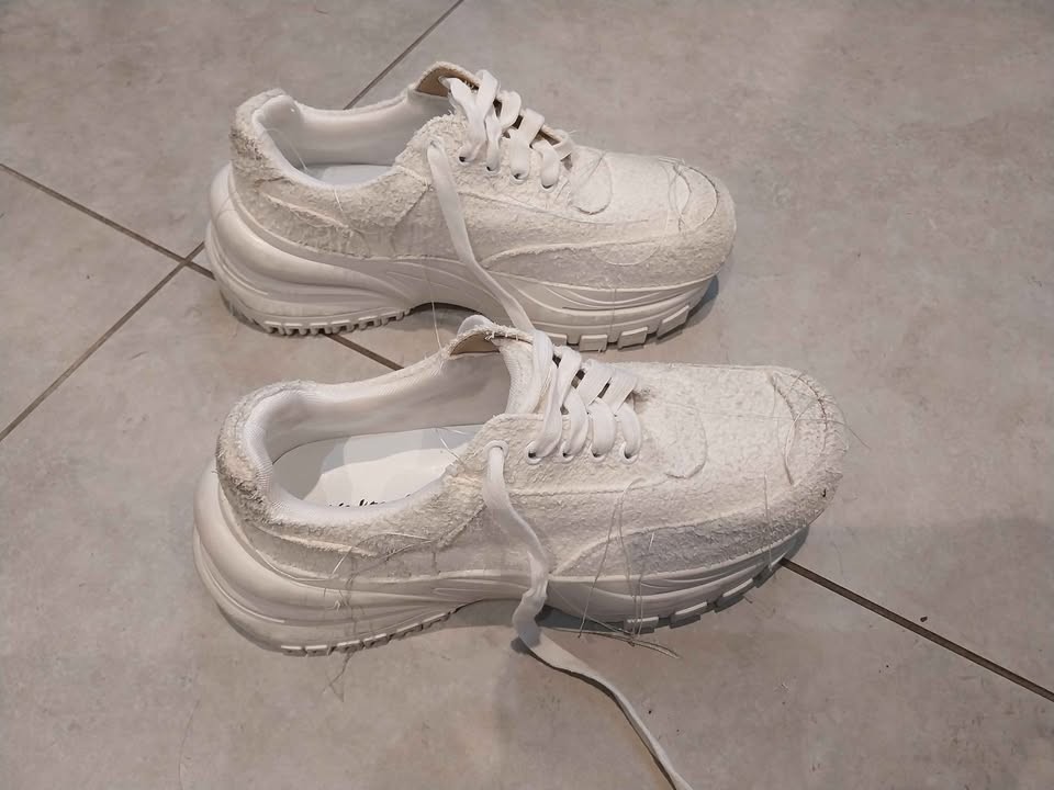 PINK PUNK PLANK white handmade womens’ sneakers size 9 (US) 42 (EU)- nearly new