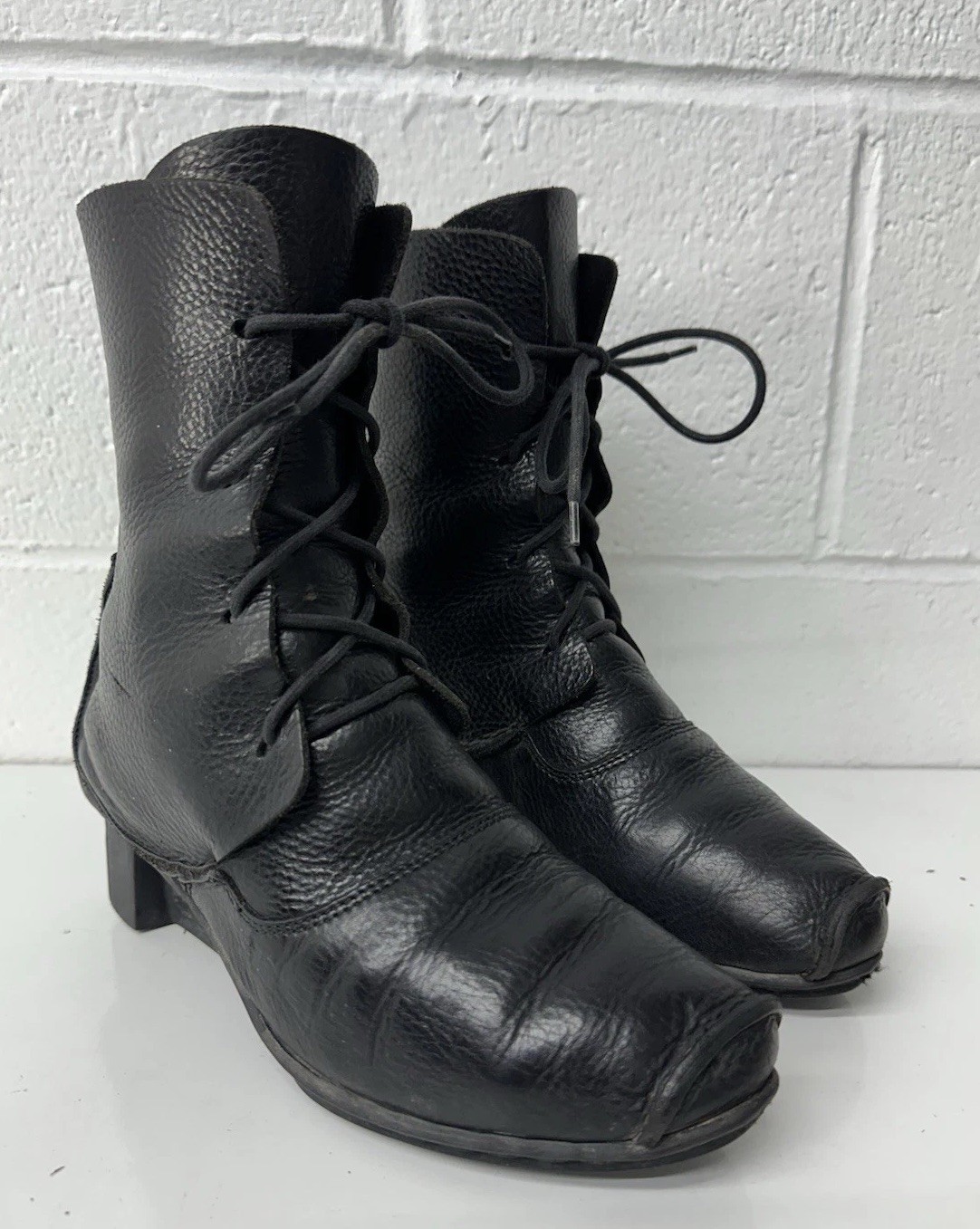 TRIPPEN Germany Women’s Medieval Black Leather Platform Boots Sz EU 39 US 8-8.5