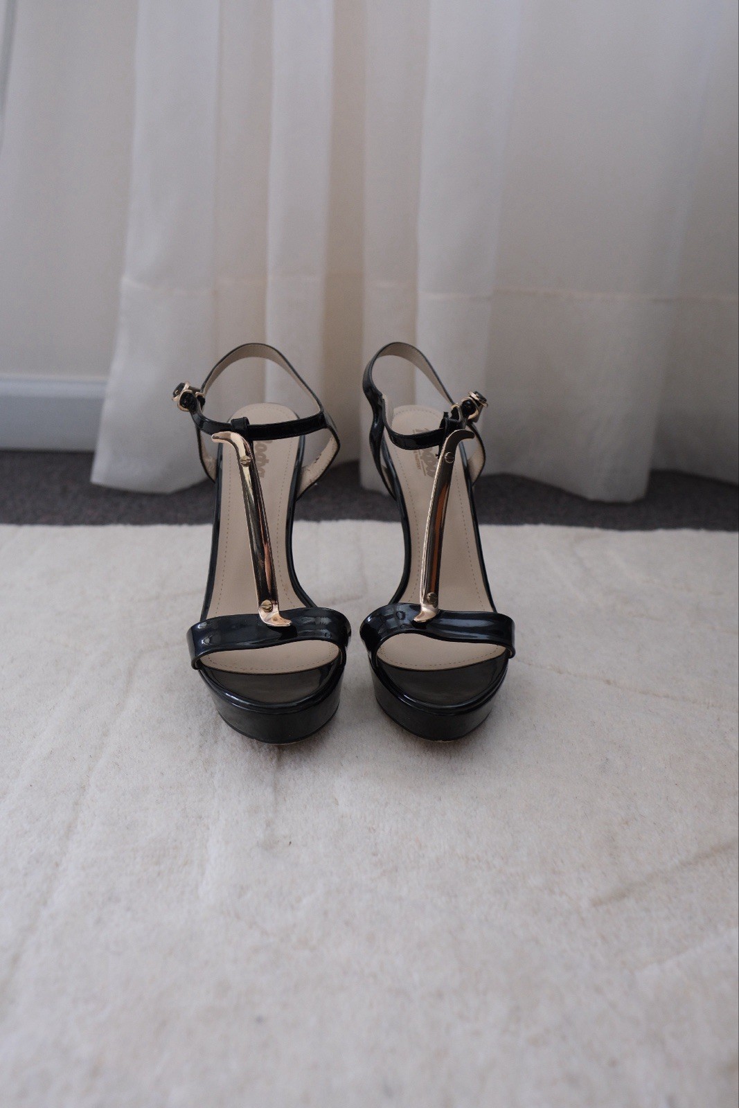 Tofa Platform Dress Sandals (Size 7)