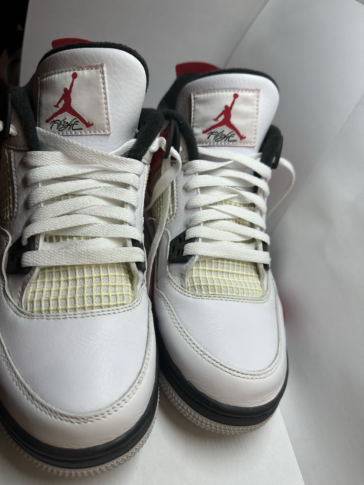 Air Jordan 4 retro “red cement” US 7 women, White/Red/Black