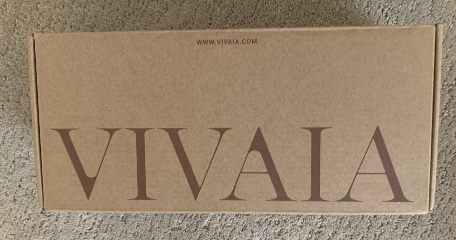 Vivaia Izabel Flat