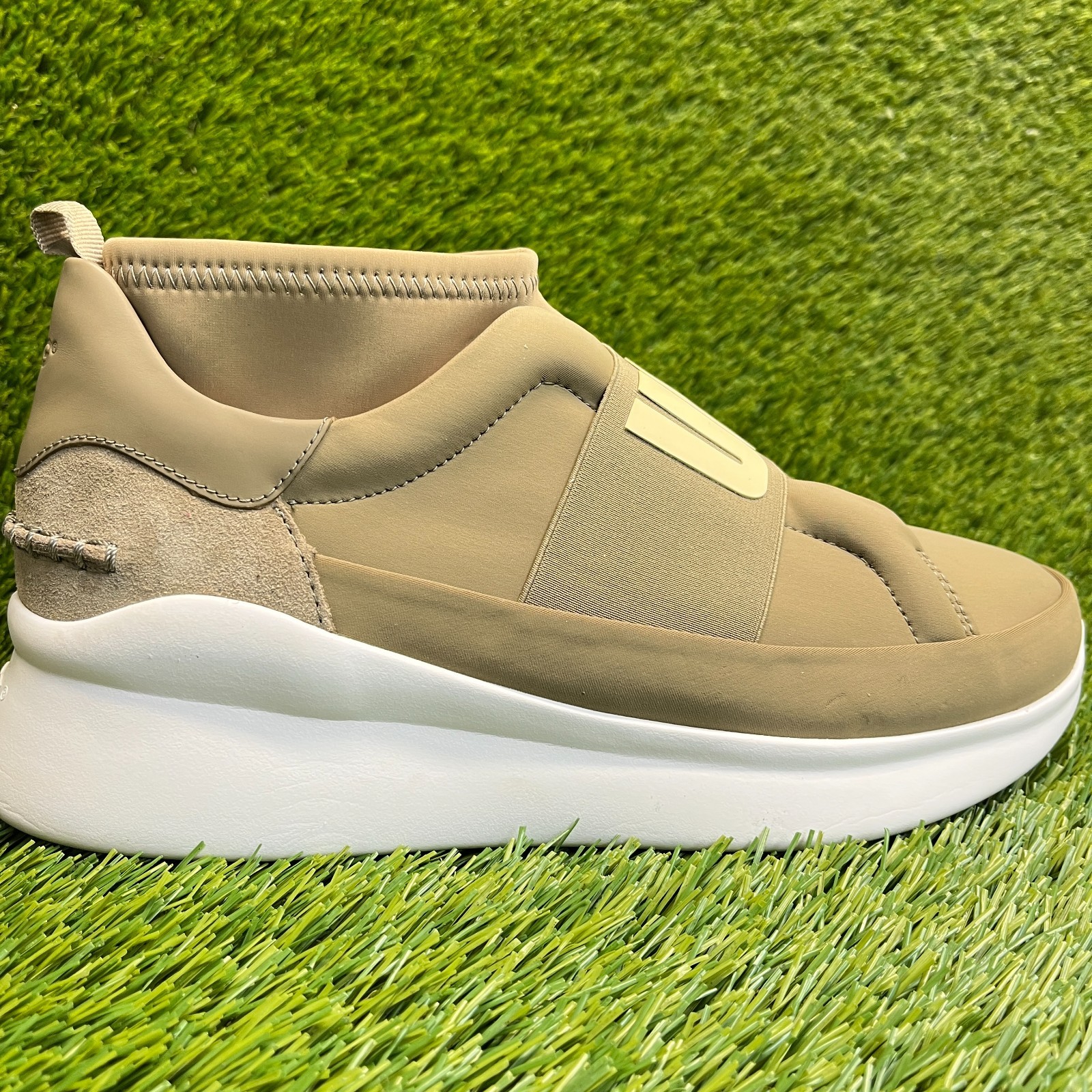 UGG Neutra Womens Size 10 Green White Athletic Walking Slip On Shoes Sneakers