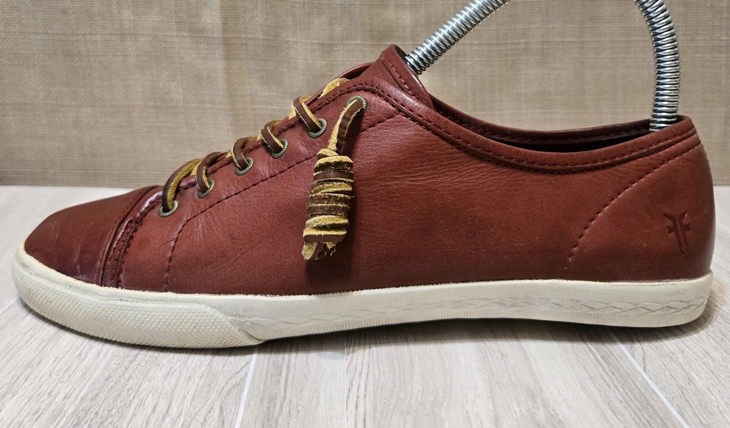 FRYE Bud Sneakers Womens 6M Red Leather Casual Lace Up Sneakers Shoes EUC