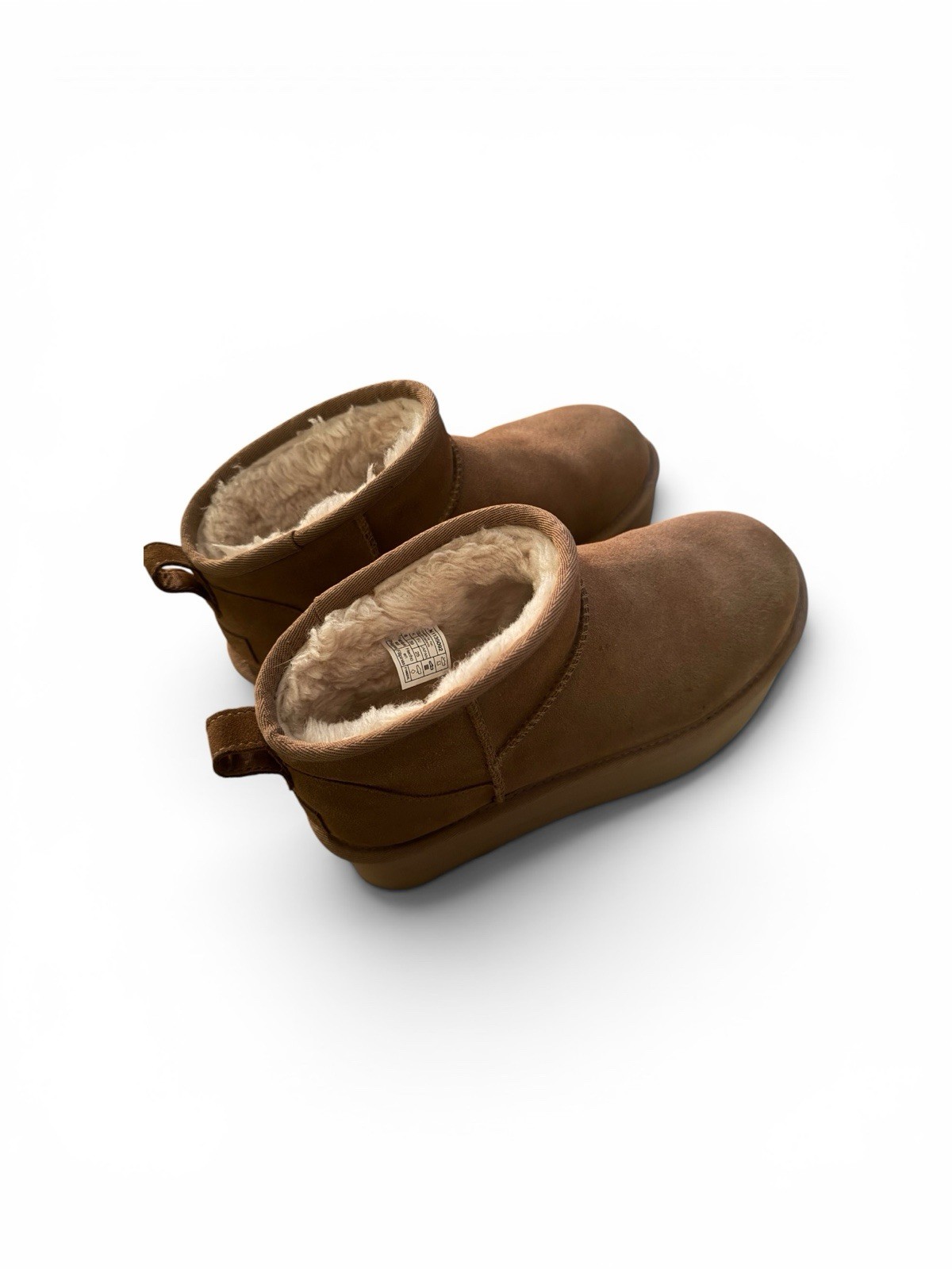 UGG Women’s Classic Ultra Mini Platform – Chestnut (1135092) Size 8 Women’s