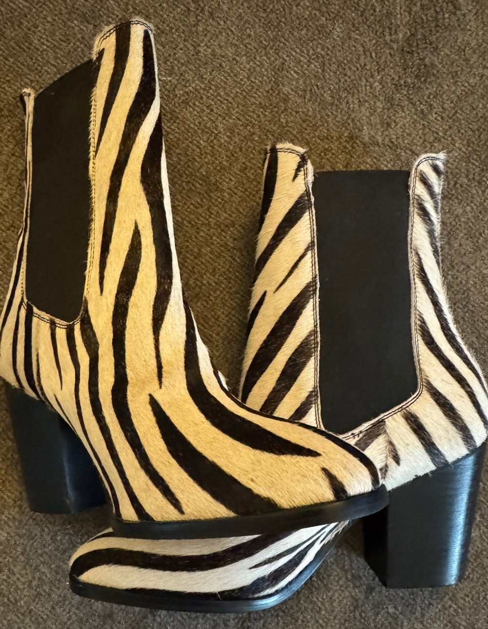 Y2K Soles Zebra Haircalf Chelsea Ankle Boots Women’s 7 Chunky Block Heel Vintage