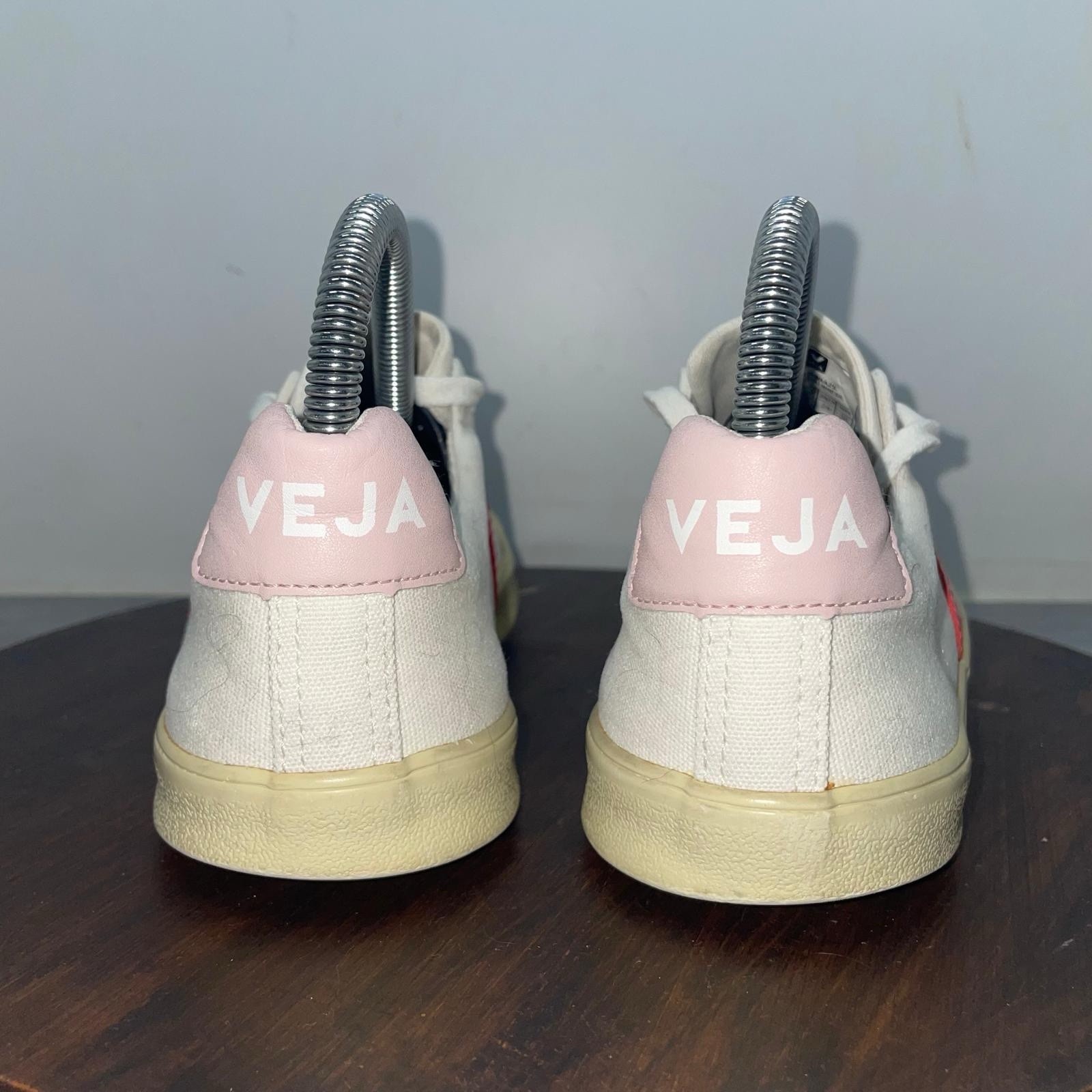 Veja Esplar Logo Sneakers Women’s Size 7 White Red Shoes Classic Comfort Canvas
