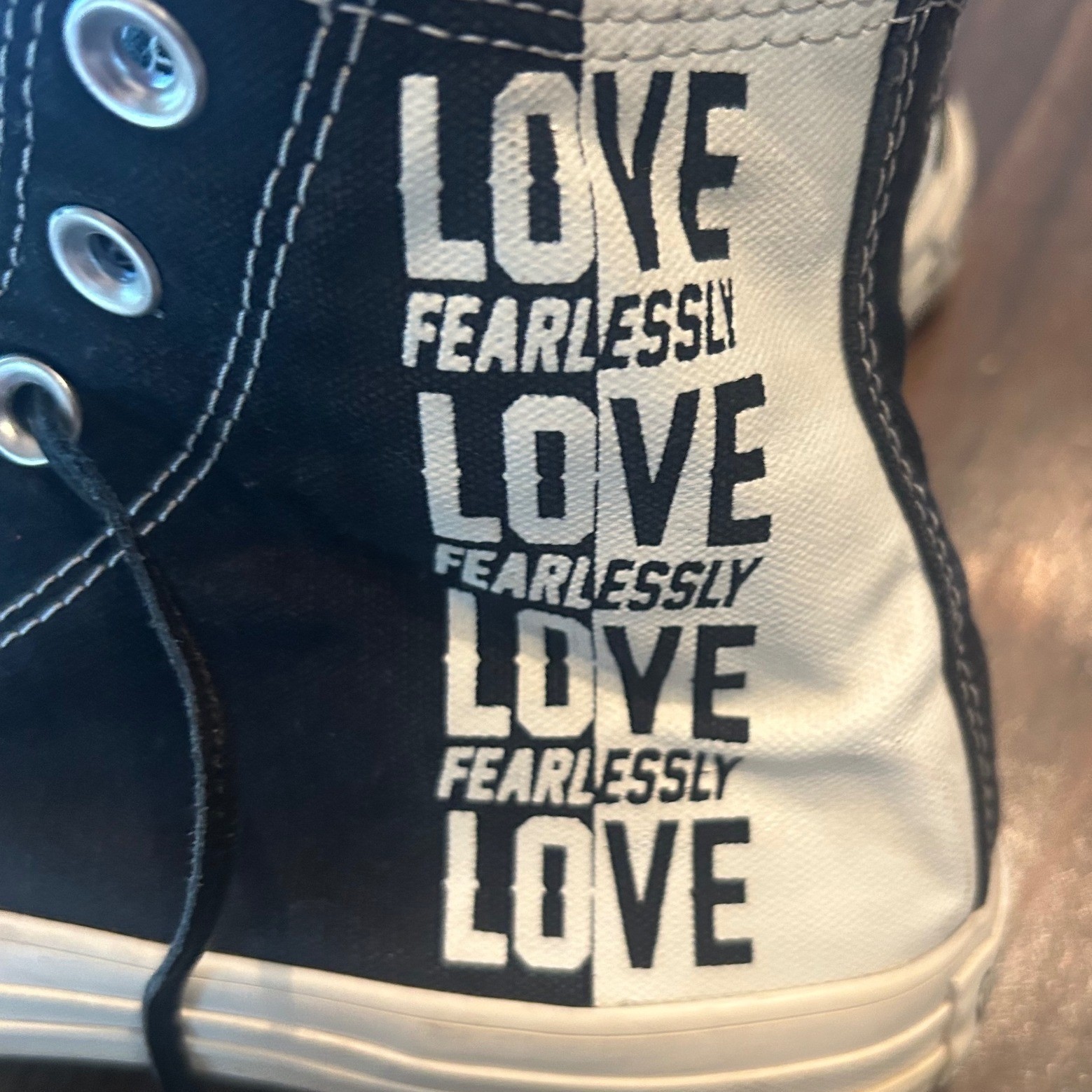 Converse Chuck Taylor All Star 8 Love Fearlessly High Top Hearts Y2K Streetwear