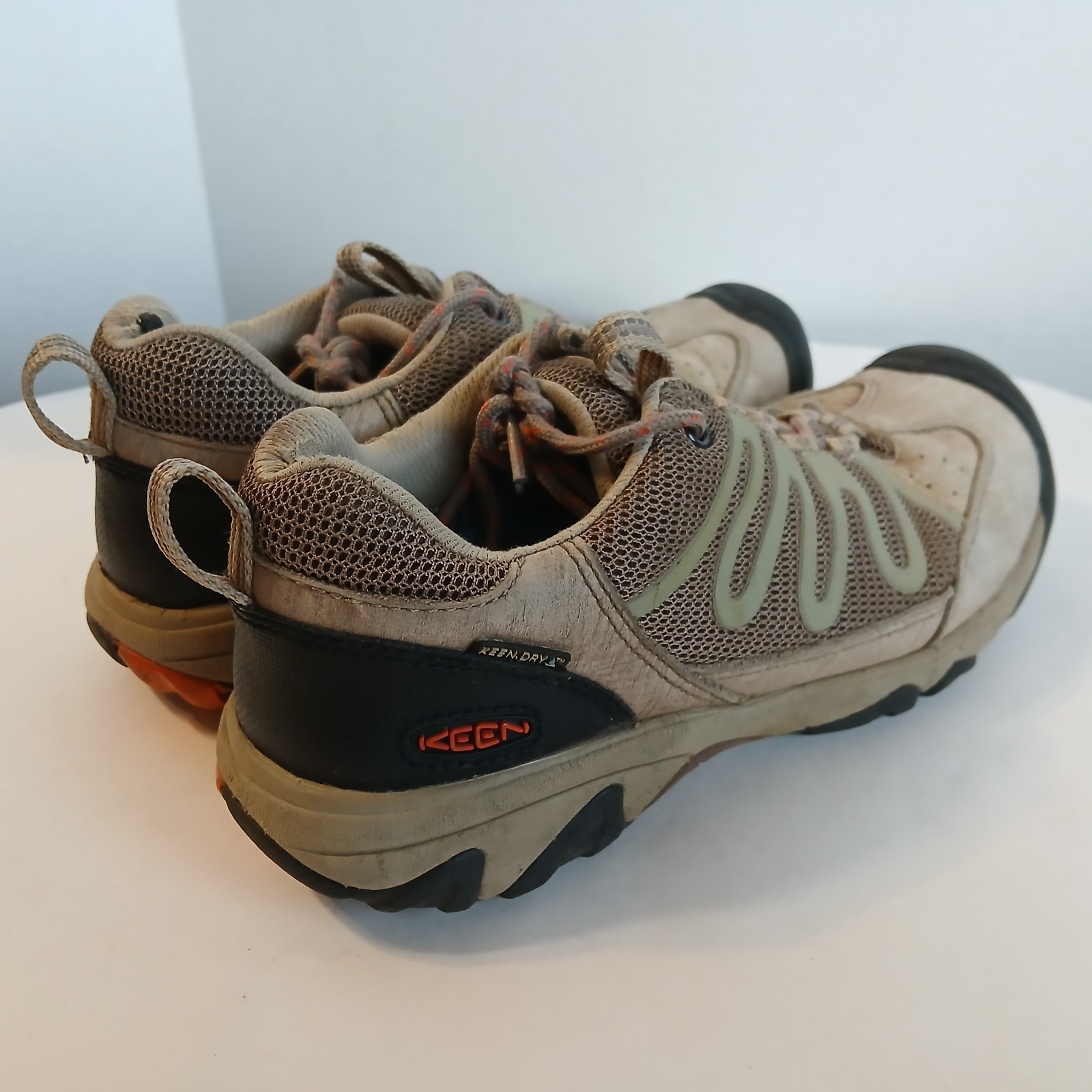 Keen Size 7 Dry Verdi Hiking Shoes Walking Womens
