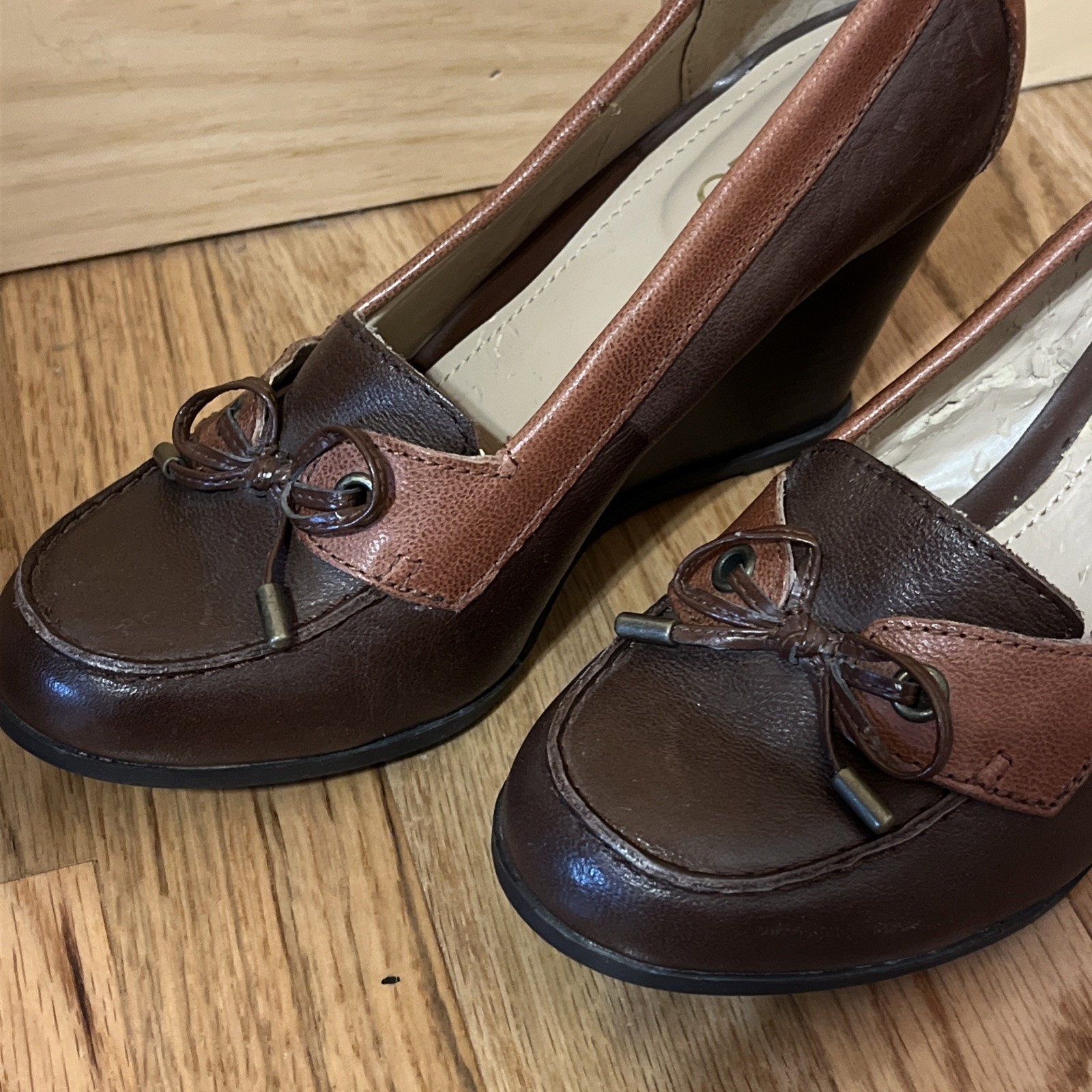 Liz & Co woman’s wedge shoe 8 Vintage Librarian Classic Preppy