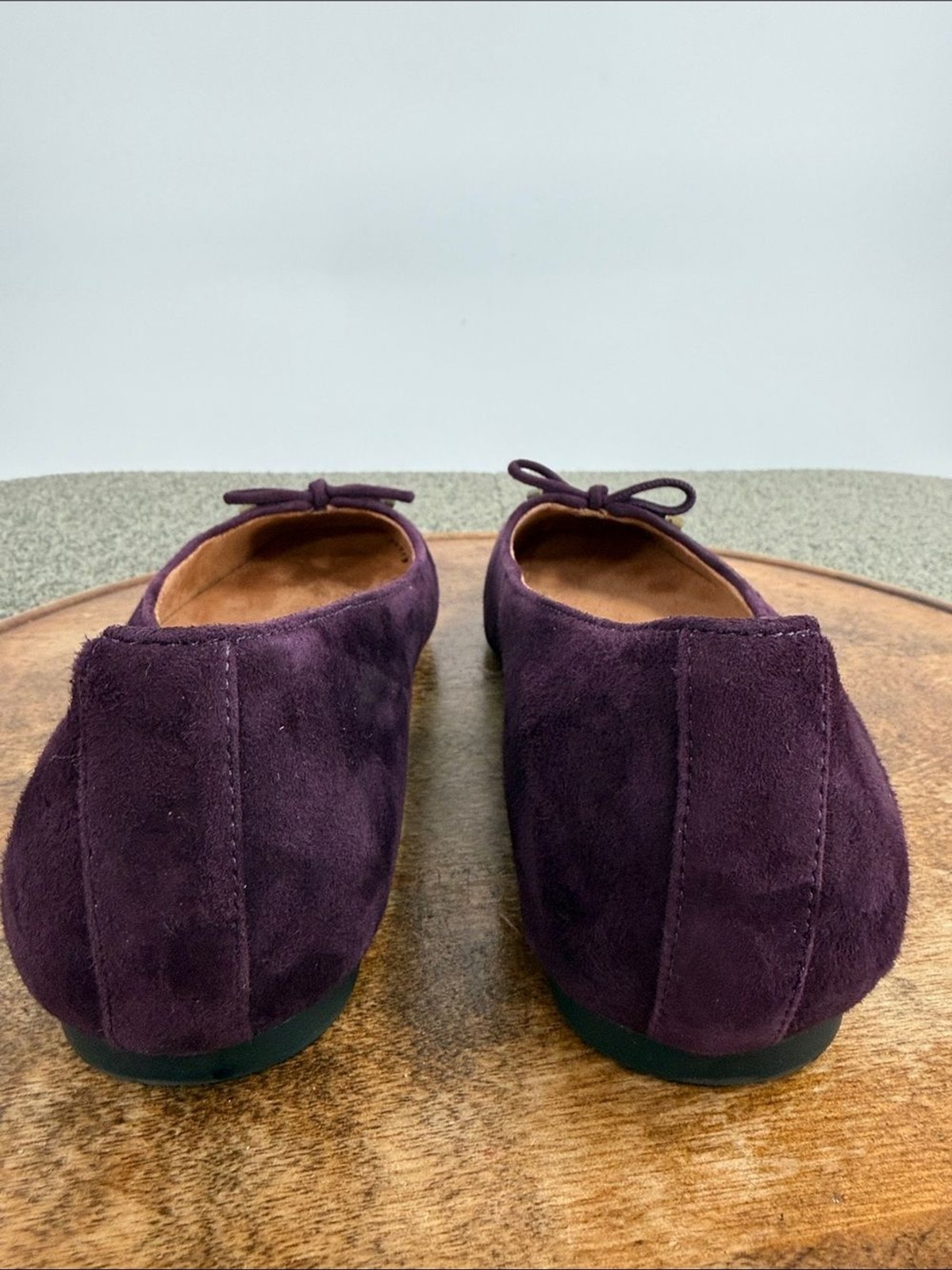 Vionic Shoes Wm 9 Klara Plum Purple Suede Ballet Flats Bow Tie Pretty Classic