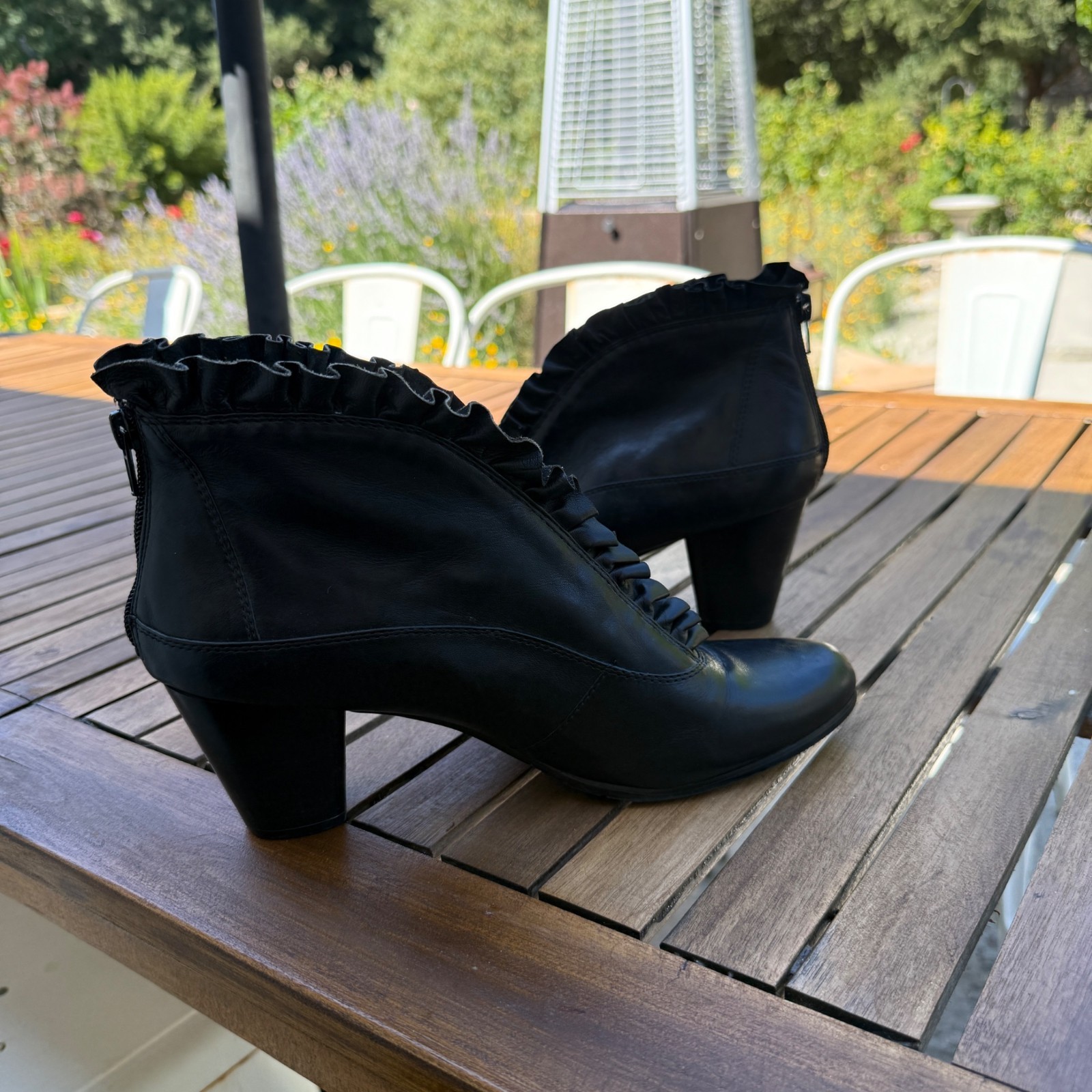 Everybody by EZ Moda Black Leather Ruffle Ankle Boots With Zipper Closure & 2.5-