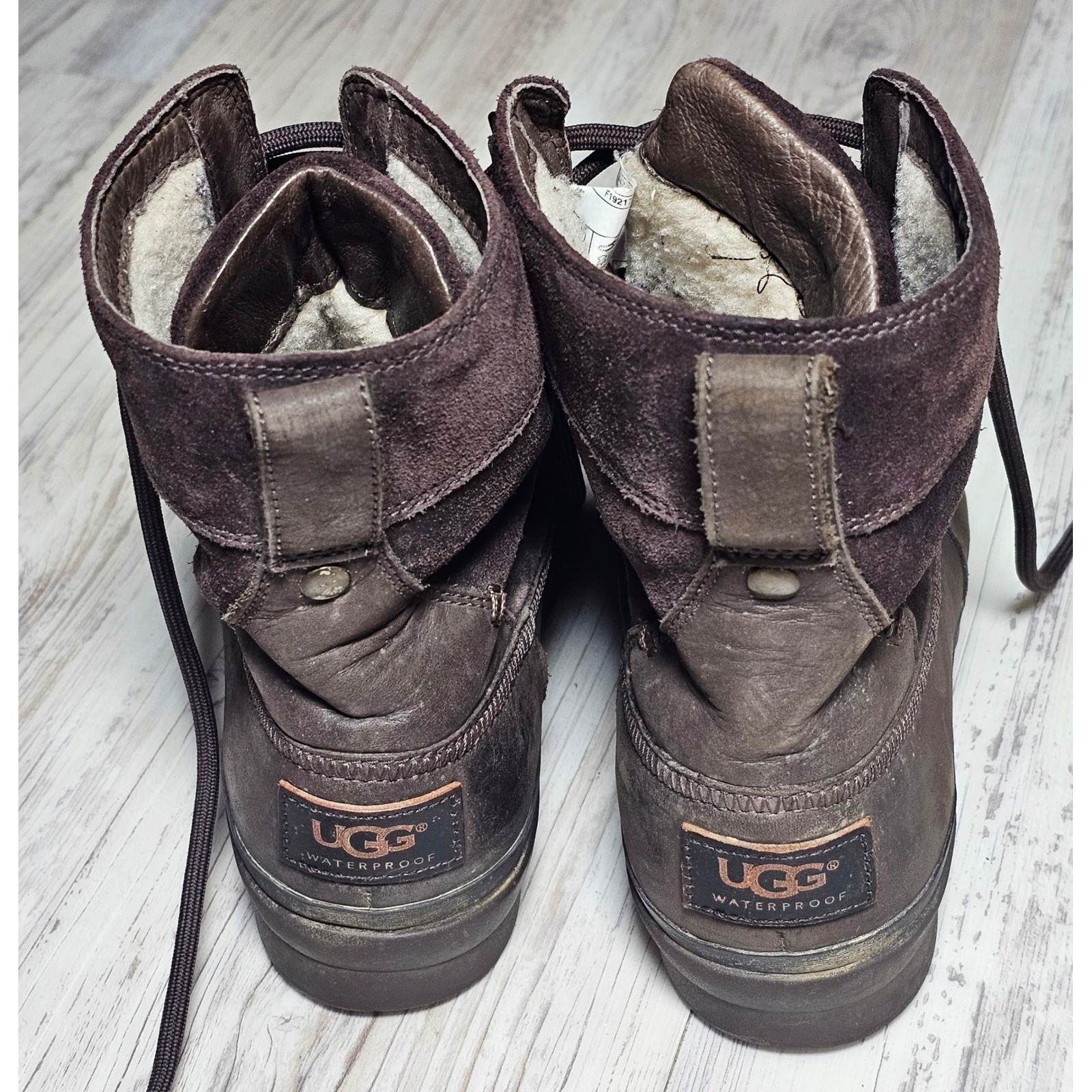 UGG Cecile Waterproof Brown Leather Suede Duck Boots 1017380 Women’s 8.5