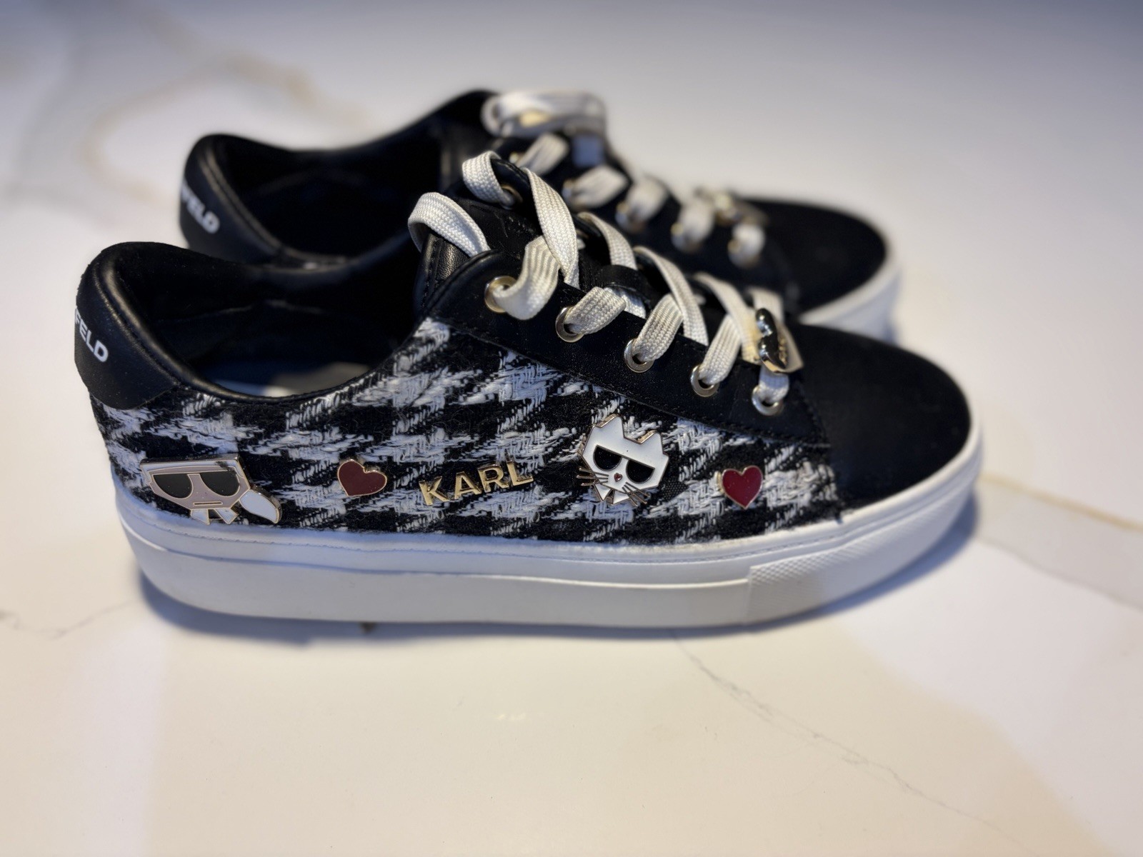 Karl Lagerfeld Paris Cambie Women’s Tweed Platform Sneaker Size 6M