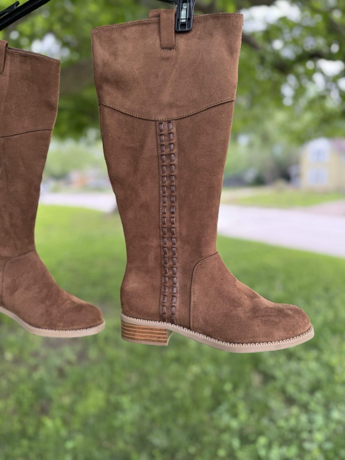 Maurice’s Women’s Faux Suede Calf Zipper Boots. Size 6M 1 In H Heel Unlined
