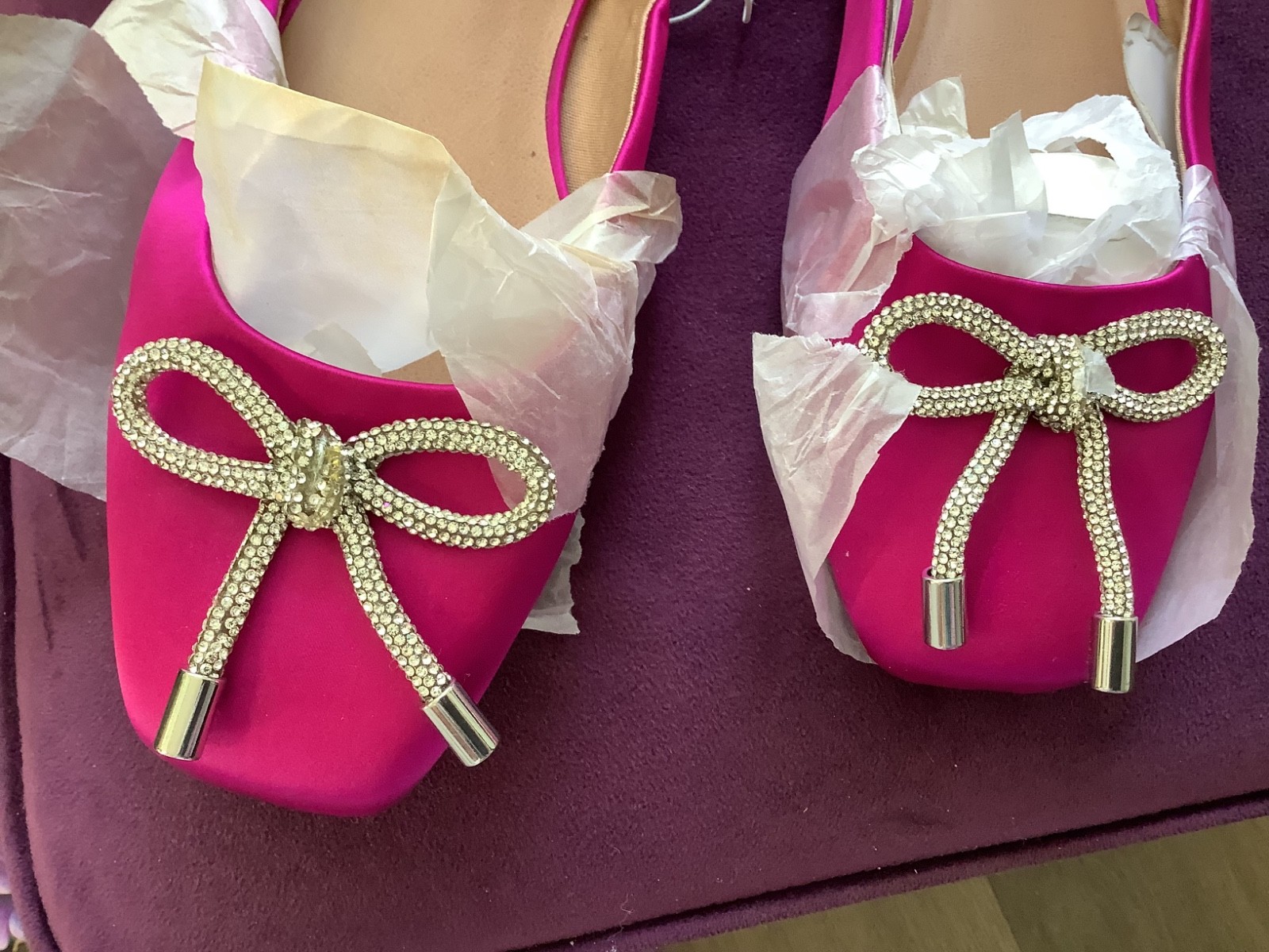 Torrid 9 1/2 Wide Hot Pink Satin Rhinestone Bow Slip On Flats