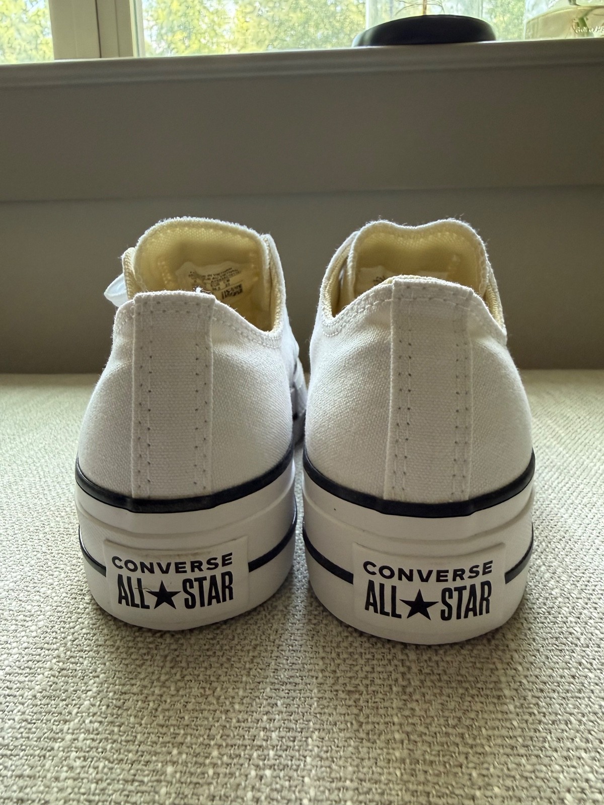 Size 6 – Converse Chuck Taylor All Star Platform Low Top White Black