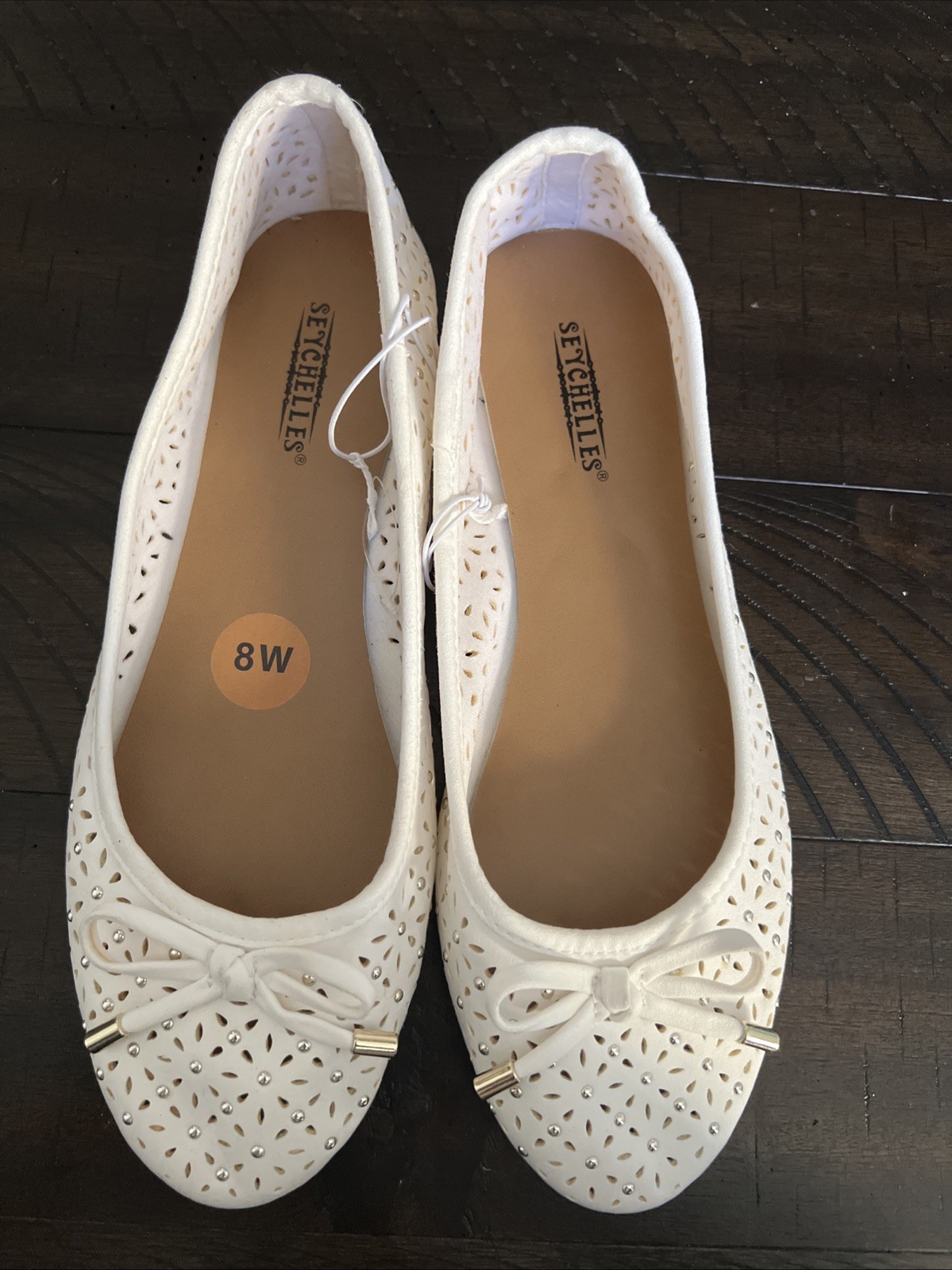 Seychelles Women’s White Flats With Bow And Rhinestones Size 8