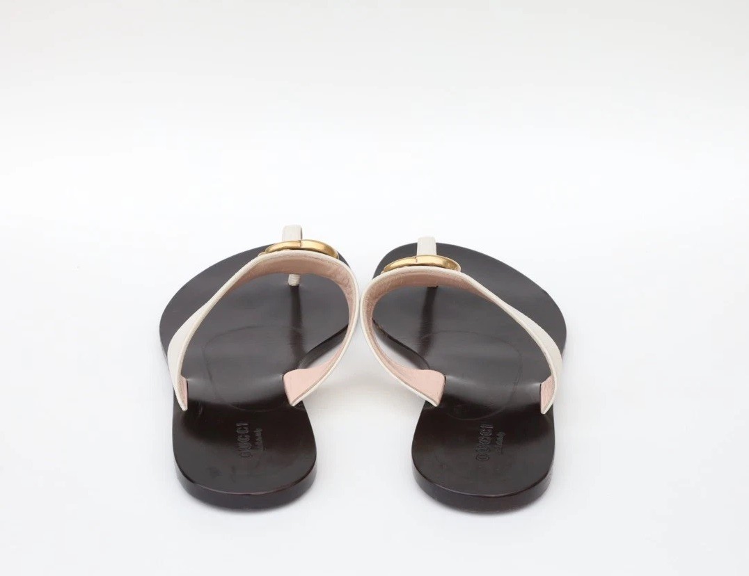 Gucci Marmont GG Thong Sandals Slides Size 38/ US 8 in Black White Ivory Leather