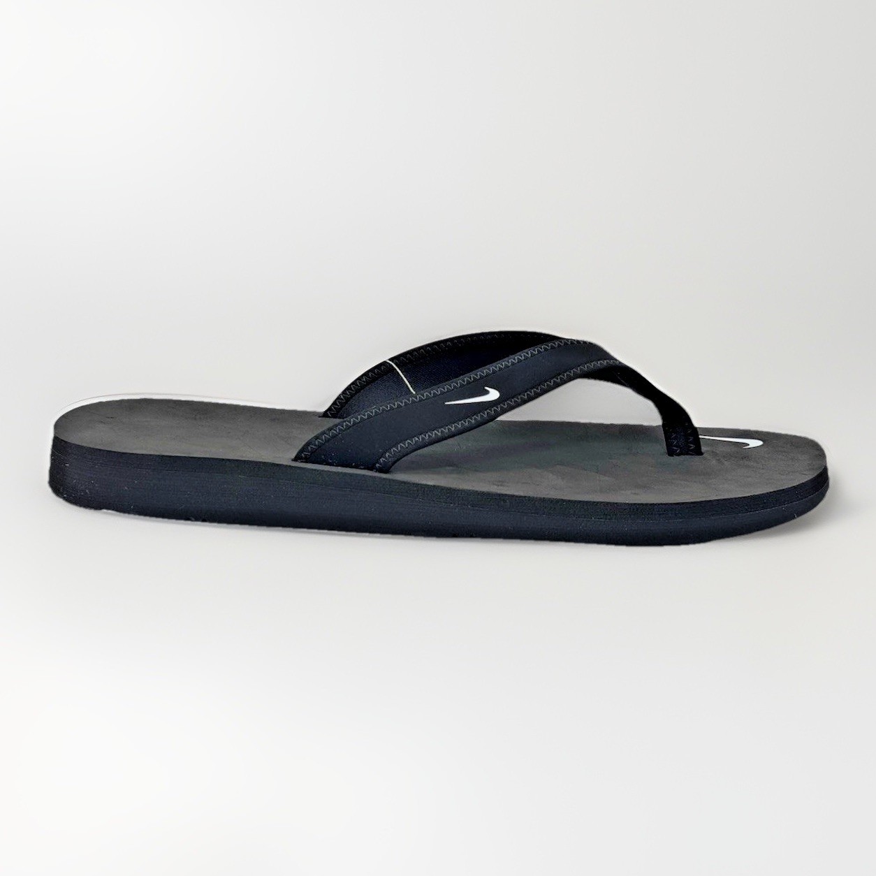 Size 12 Women Nike Celso Thong Sandals 314870-011 Defect Mark on Foam/Bent Bands