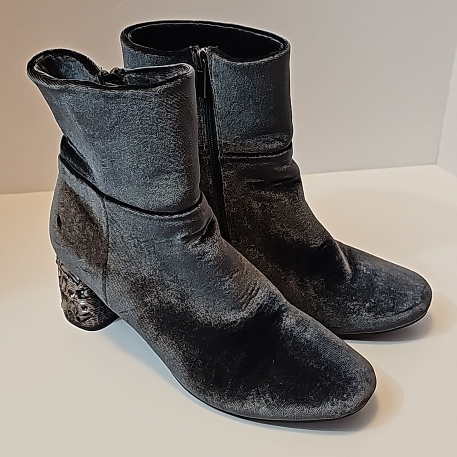 Ninety Union Lyon Gray Velour Ankle Boots Womens 11 Rhinestone Glam Chunky Heels