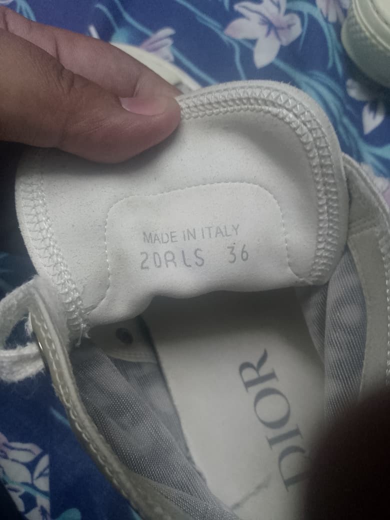 Dior B23 HIGH-TOP SNEAKER White/Gray Oblique Canvas Eu Size 36