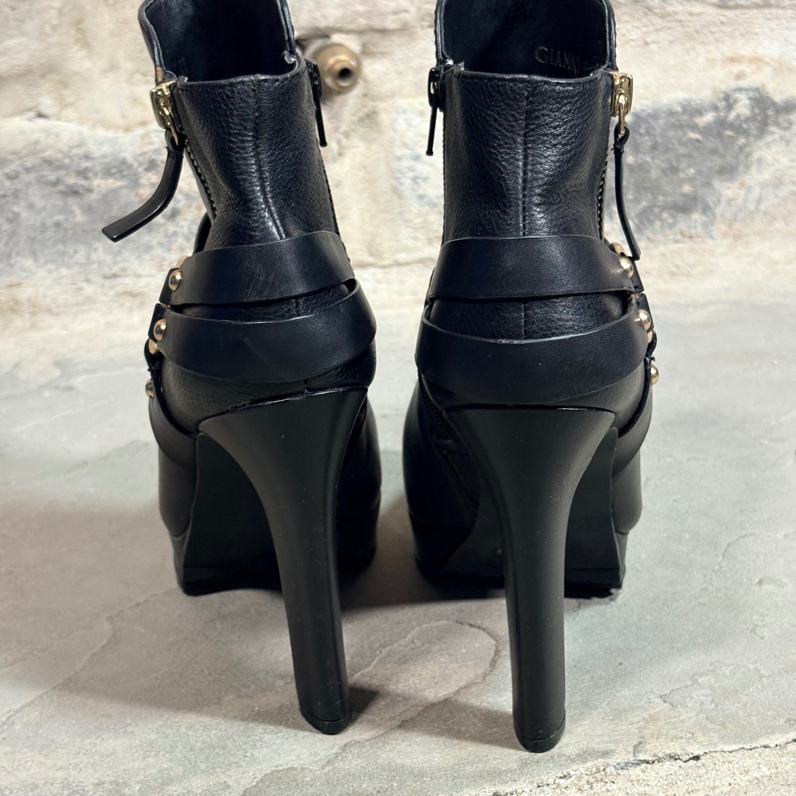Gianni Bini Molle Womens Black Leather Harness Platform Ankle Boots Heels 9.5M