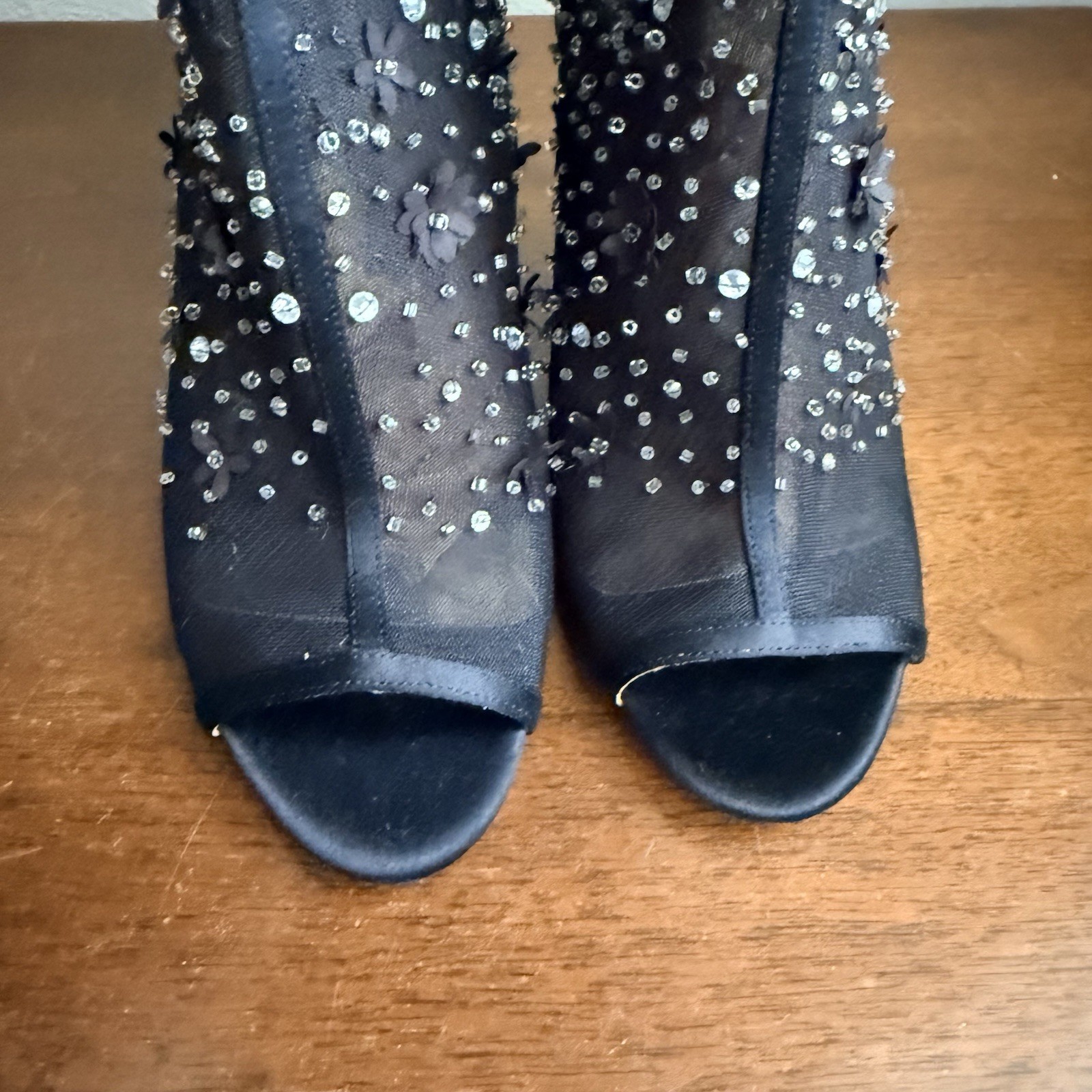 Badgley Mischka Isadora Black Satin Peep Jewel Floral Embellished Booties Sz 9 M