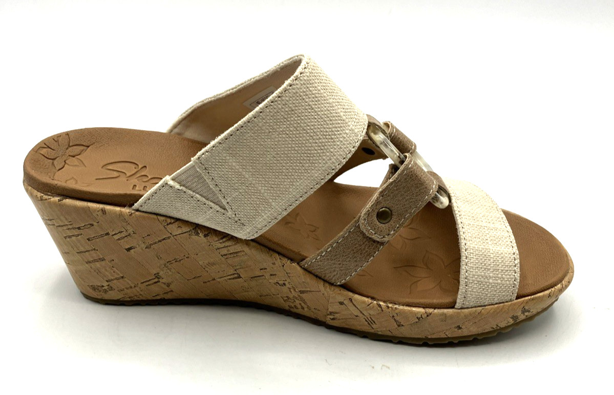 women’s Skechers cork wedge slip on sandals Luxe foam Beverlee Sail Away size 5M