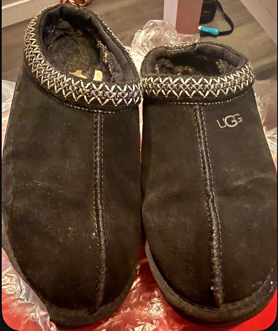 UGG Tasman Women’s Black Suede Shearling Lined Slip-On Slippers US 9