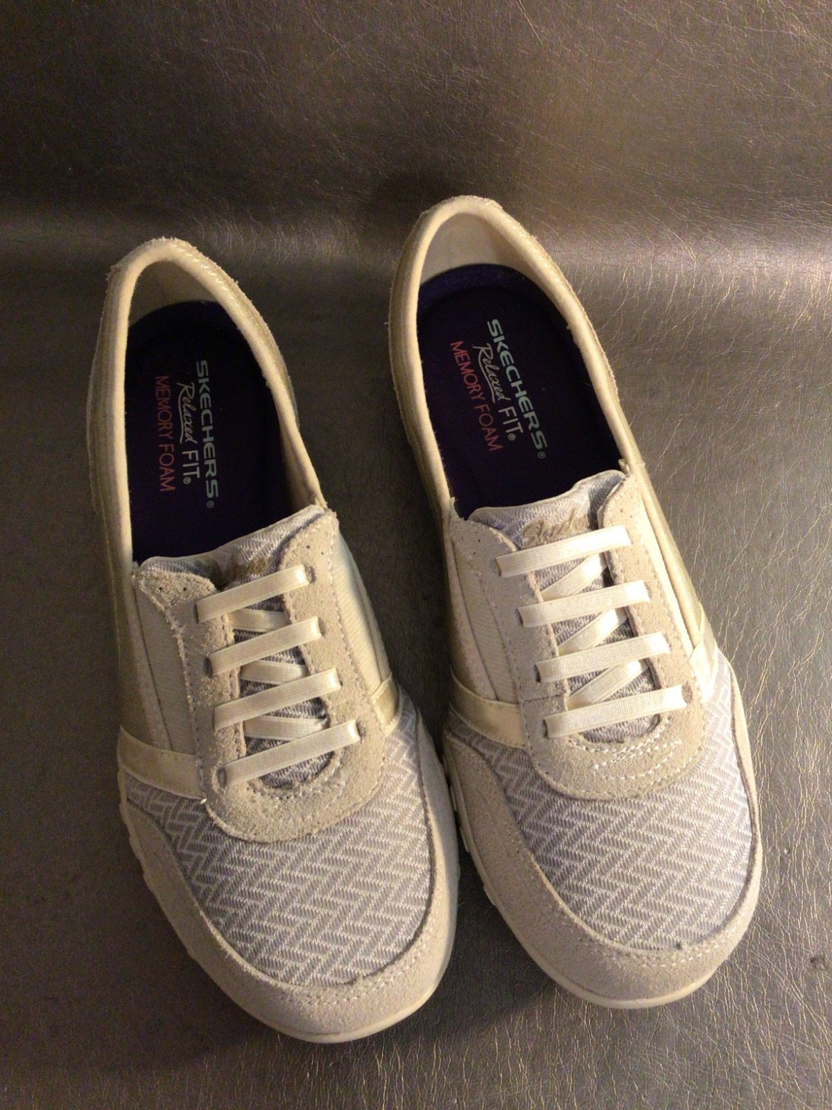 SKECHERS Relaxed Fit Slip-On Memory Foam 22495 Sneakers BEIGE Size 7.5