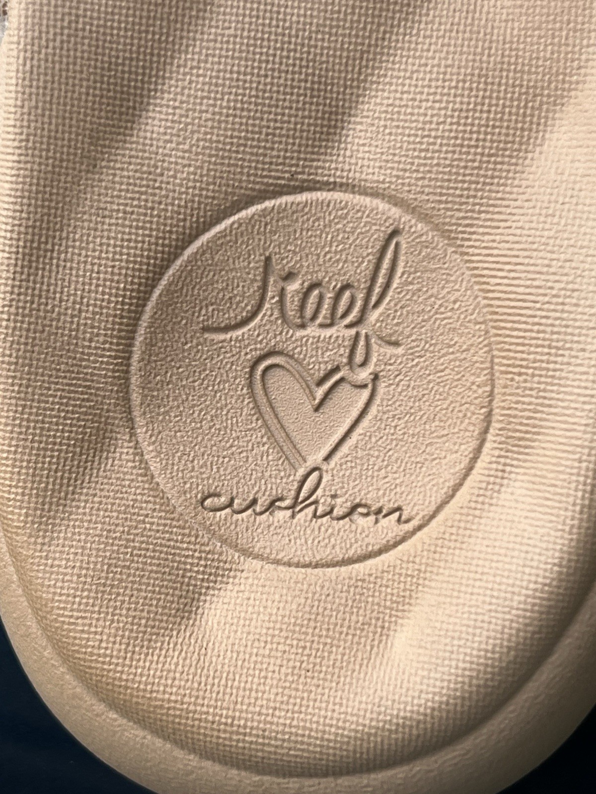 Reef Cushion Harmony Sand off-white light cream EVA foam flip flops 7 / 37.5