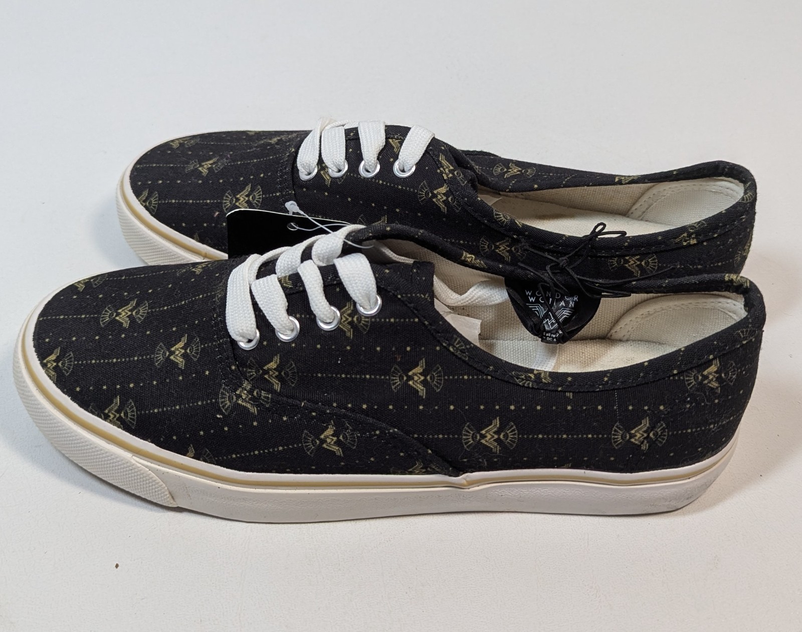 Wonder Woman Black/Gold Classic Sneaker Shoes Women 8.5 Men 7 Bio World