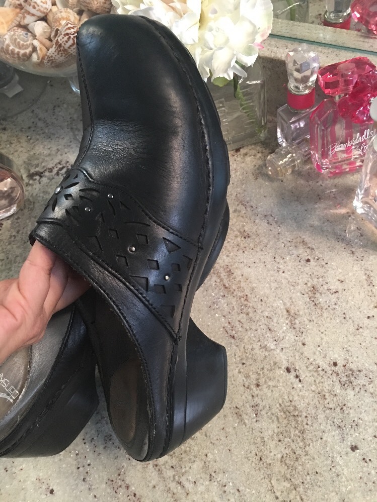 DANSKO «Pippa» Thermoplastic Clogs/Mules Cutout Studded 41 = US 10.5-11