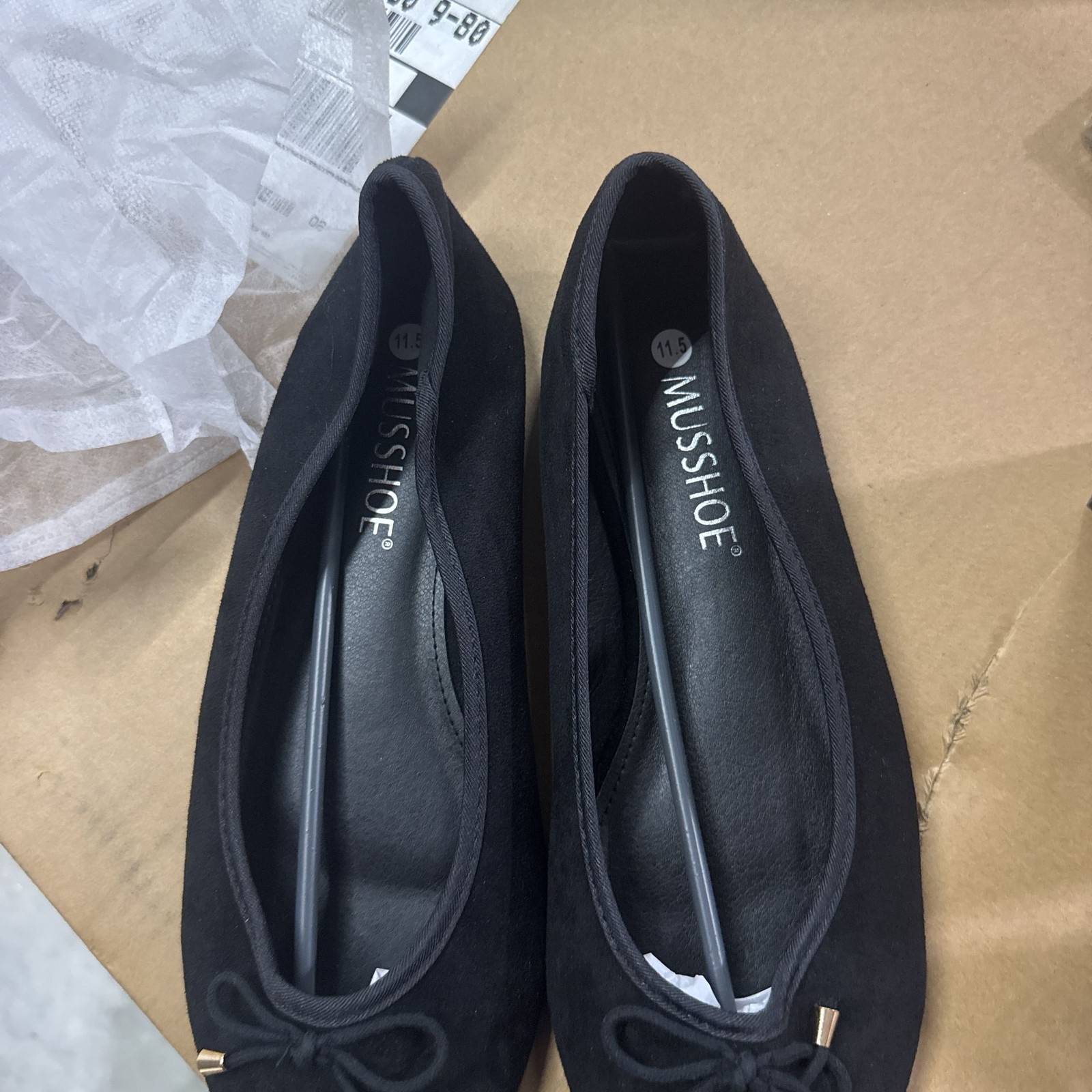 Musshoe Flat Shoe Women’s Black Velvety Round Toe Casual Flats