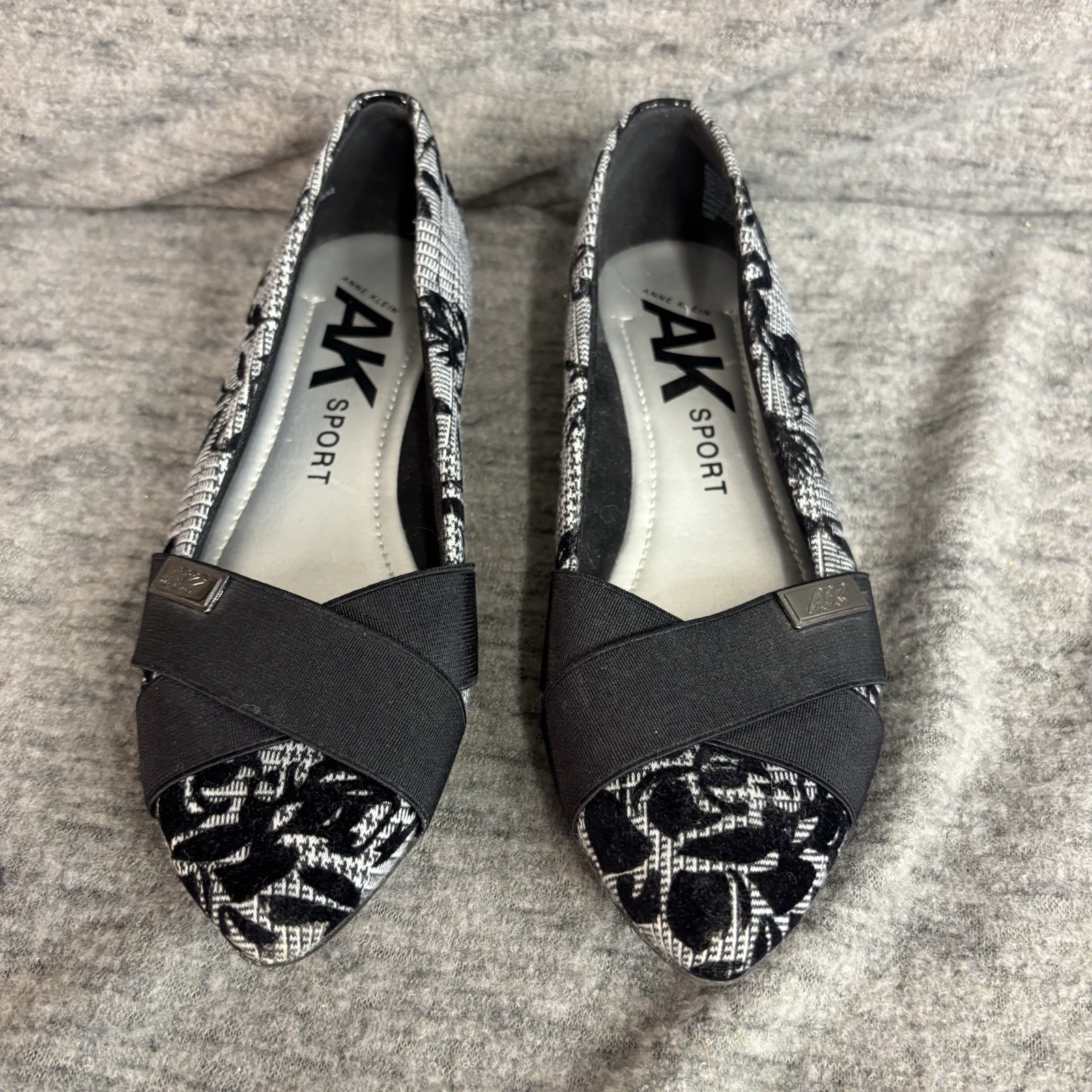 Anne Klein AK Sport Flats Shoe 6M Houndstooth with Velvet burnout Dressy Office