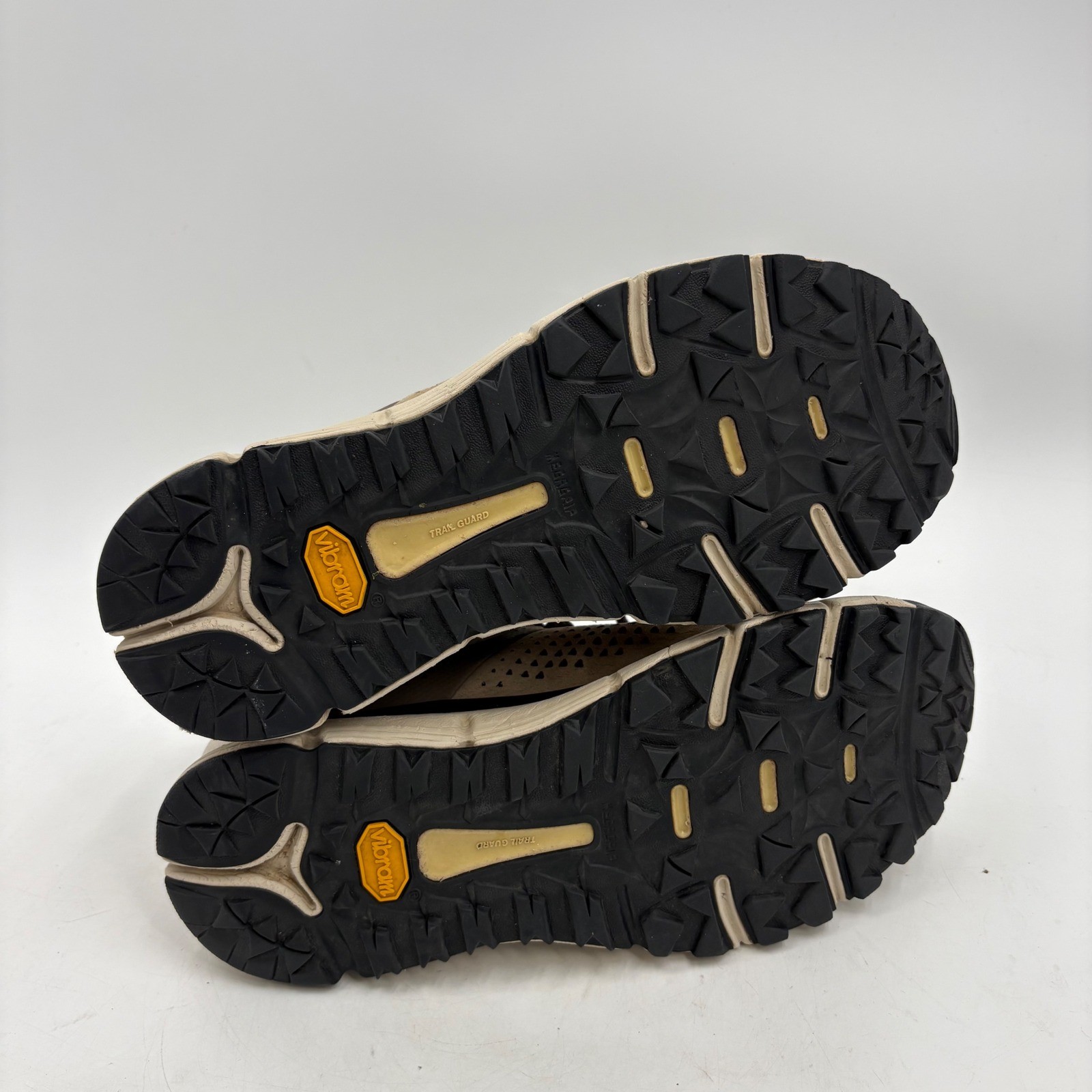 Danner Trail 2650 Womens 8.5 Bronze Wheat Hiking Shoes Vibram 61284 Low Top