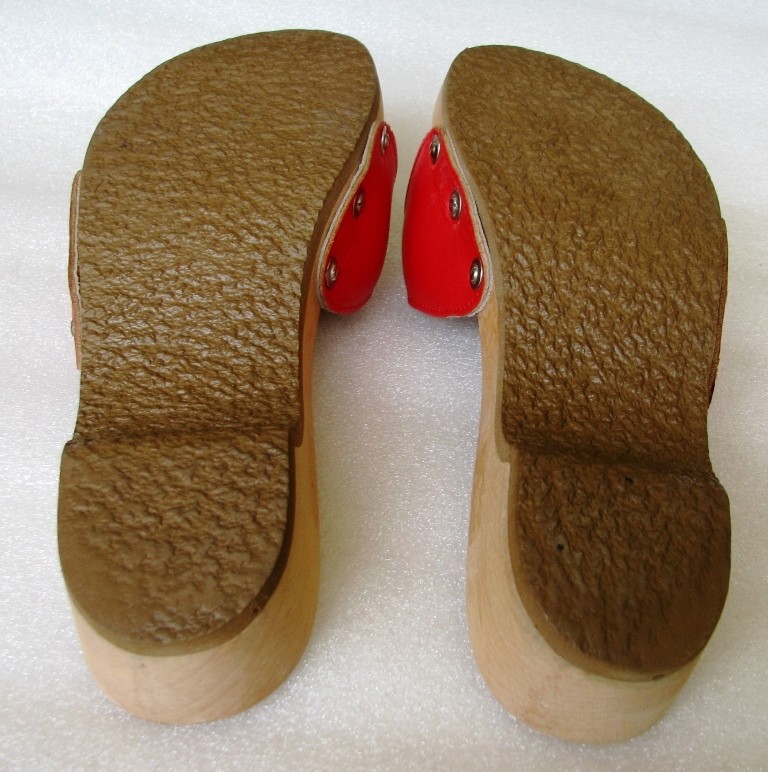 RARE VINTAGE DR SCHOLL’S WOODEN PLATFORM RED LEATHER SANDALS SIZE 6 AUSTRIA
