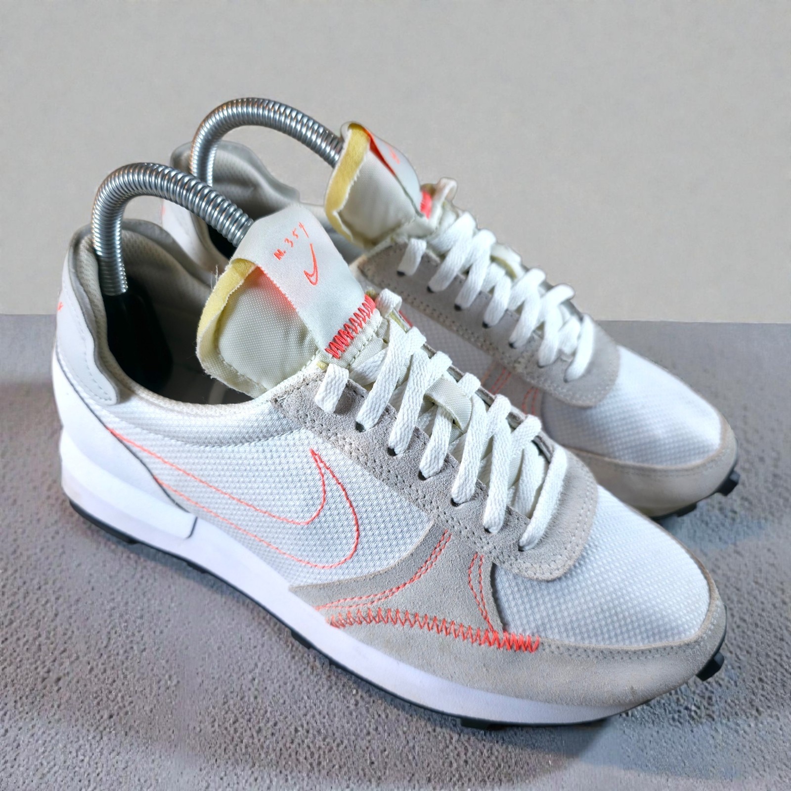 Nike Daybreak Type Womens Size 7.5 White Orange Athletic Running Shoes Sneakers