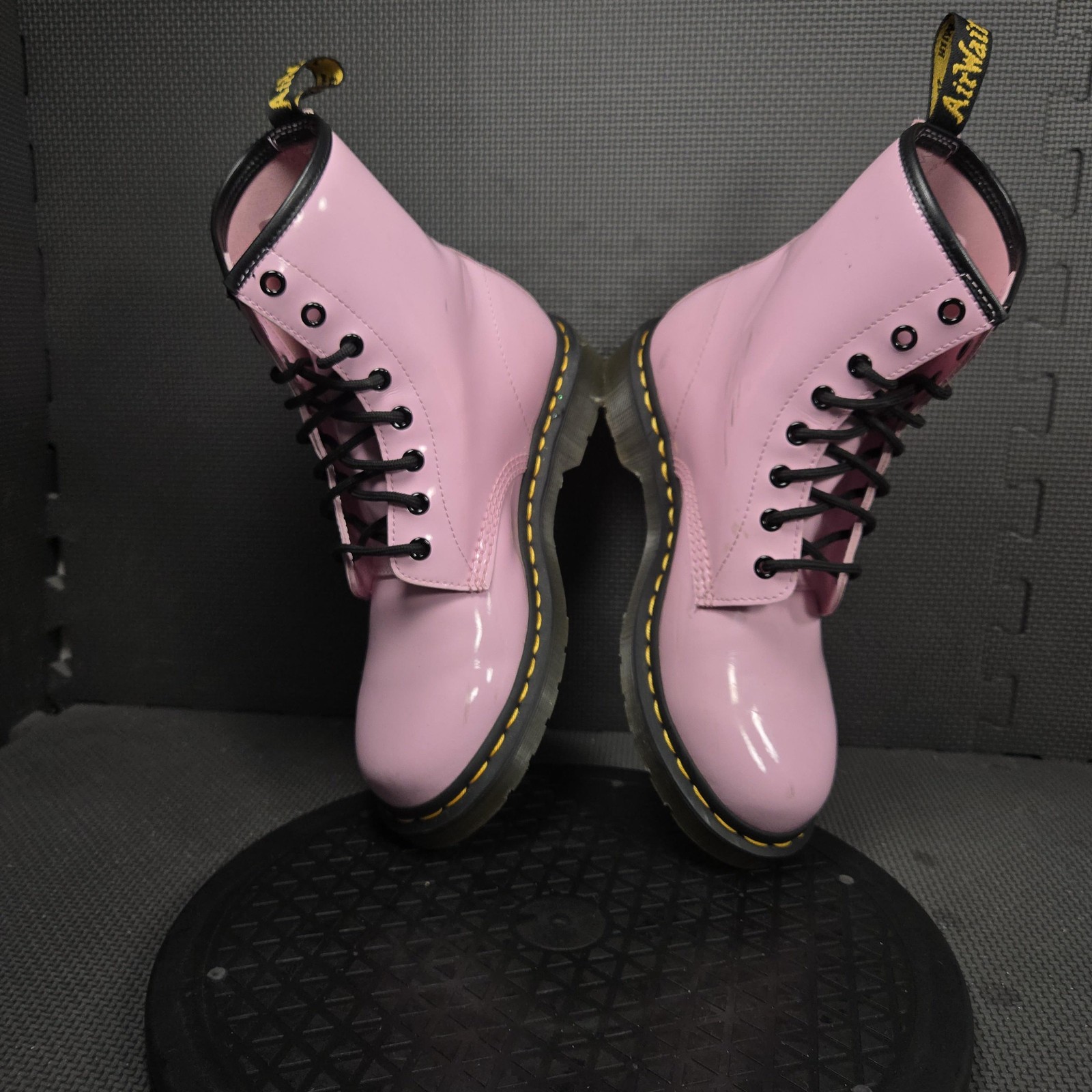 Dr Martens 1460 Boots Womens Size 9 Pink Patent Leather Lace Up Ankle Combat