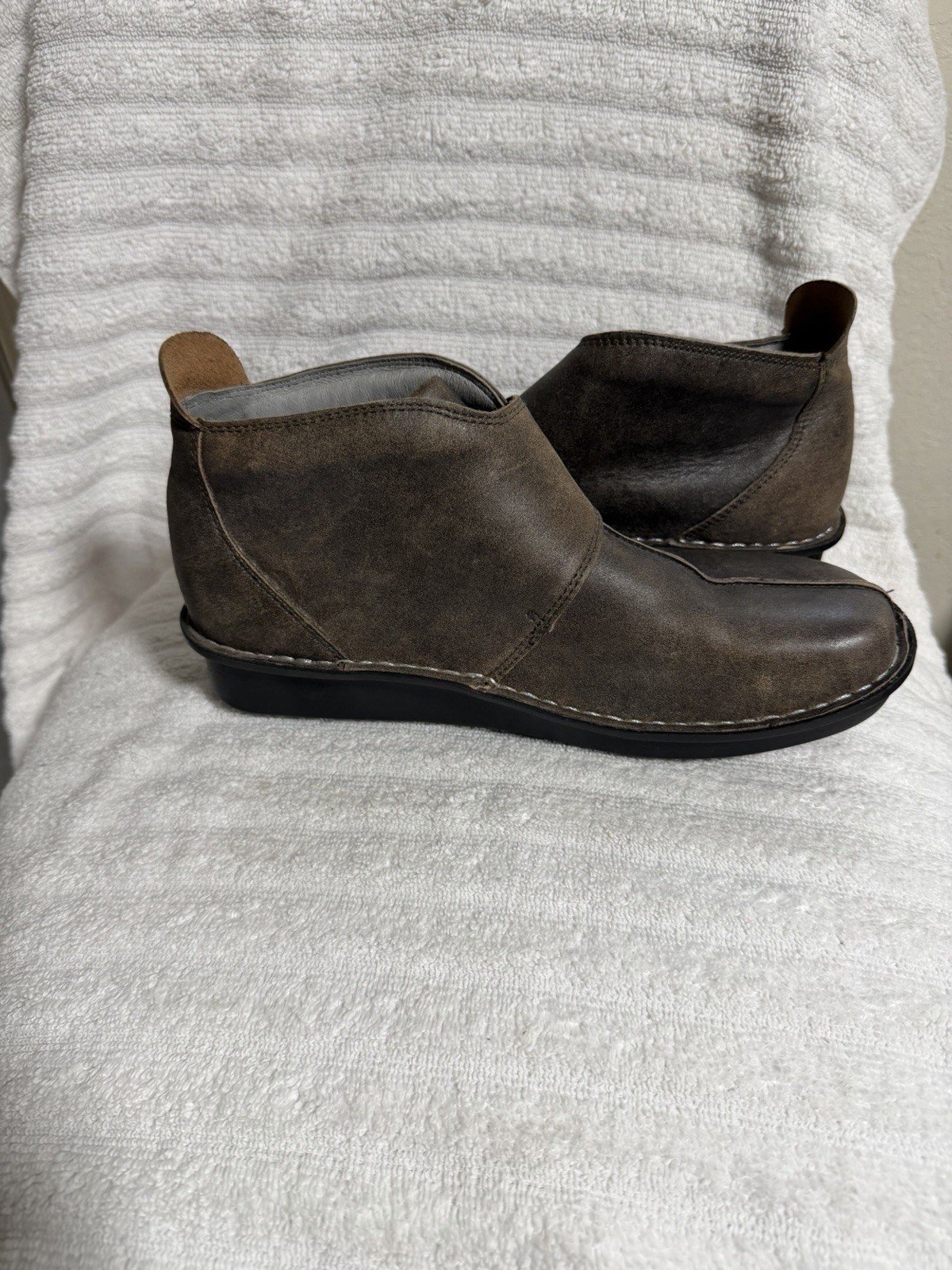 Algeria Caita-643 Women Drifted Brownish Gray Stone Wall Leather Bootie Size 9.5