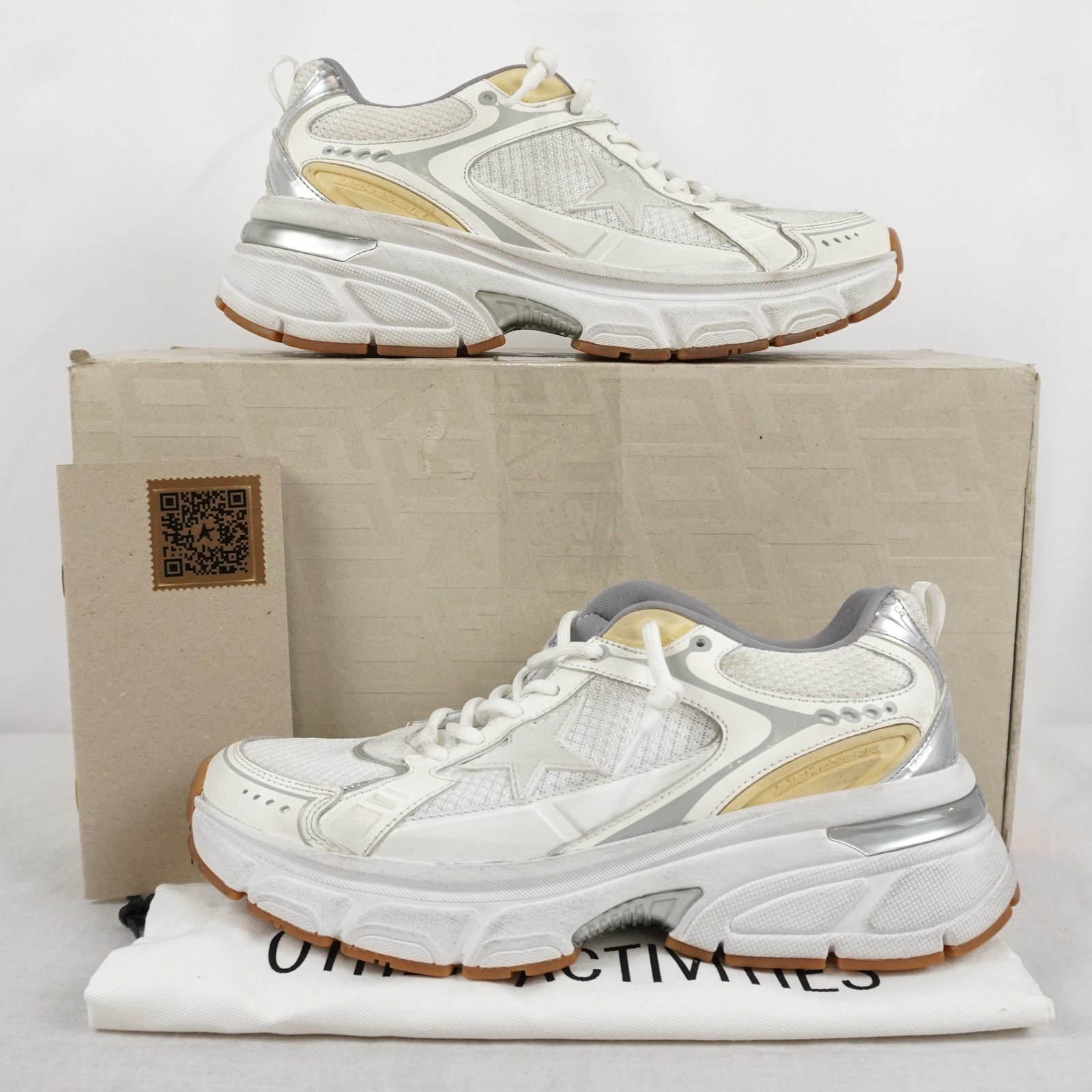 Golden Goose Lightstar Leather/Mesh Sneakers In White/Gold – Women’s IT 38
