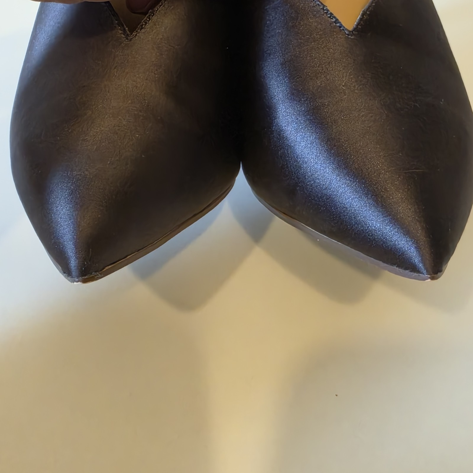 WHO WHAT WEAR Women’s Black Textile Mule Pointed Toe Slip On Heel US 9.5