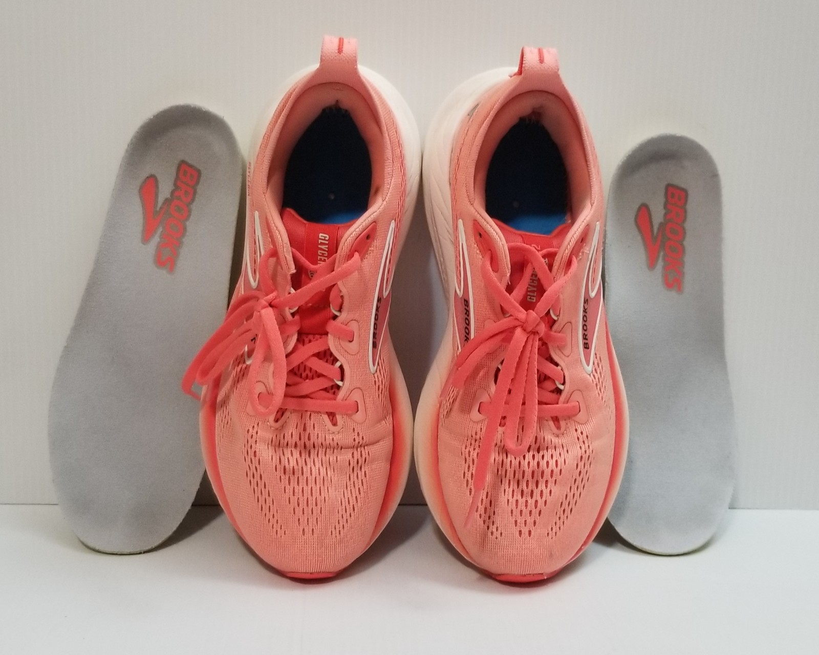 Brooks Women’s Glycerin 22 Size 7.5B 1204341B625 Desert Flower/Hot Coral Sneaker