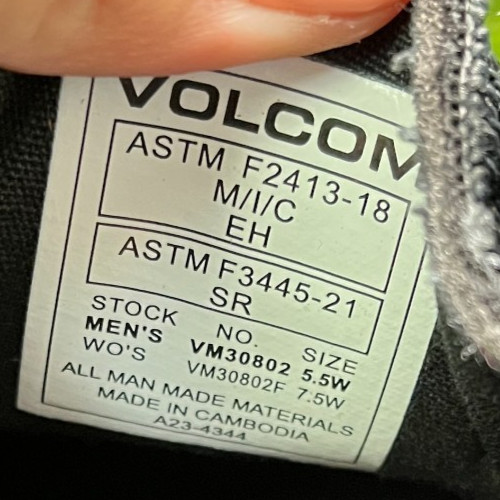 Volcom Chill Womens Size 7.5D Black Composite Toe Safety Work Slip-On Shoes
