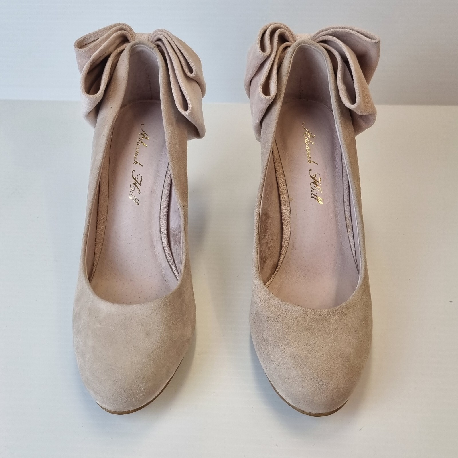 Vintage Alannah Hill Nude Suede Bow Heels AU 6 EU 37 Romantic Winter Bridal Glam
