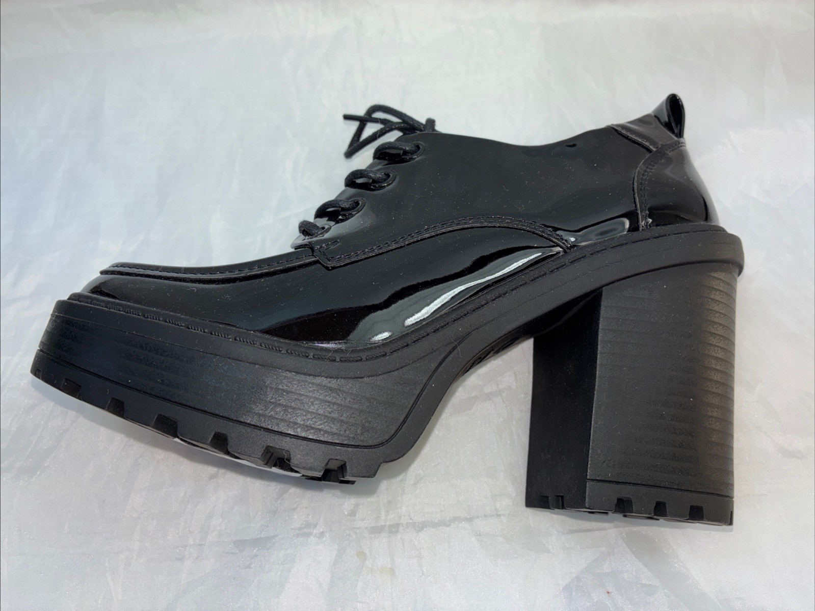 FOREVER STATE-PATENT-OXFORD CHUNKY PLATFORM 4″ Hi-Chunky Block Heel Women PUMPS