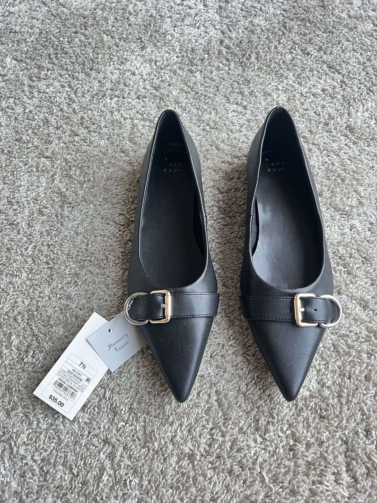 Women’s Valentina Pointed Toe Buckle Flats – A New Day Black 7.5 – New With Tags