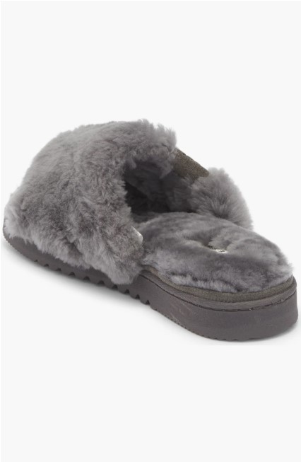 EZ Feet Genuine Shearling Plush Slip-On Slippers – Women’s US 10 (Grey)