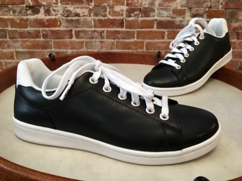 ED Ellen Degeneres Leather Chapala Lace Up Sneakers Black 5.5 NEW