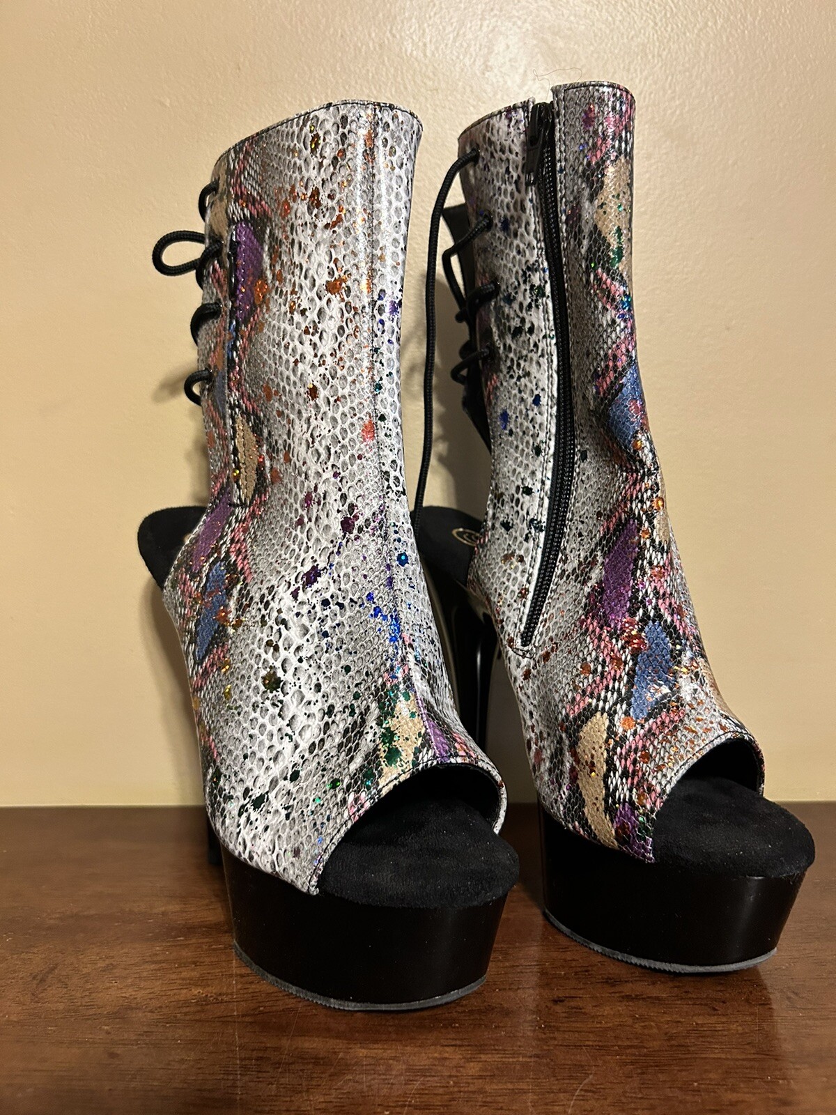 Size 8 Pleaser Delight SP1018 Sparkle Snakeskin 6” Heels Women’s NEW